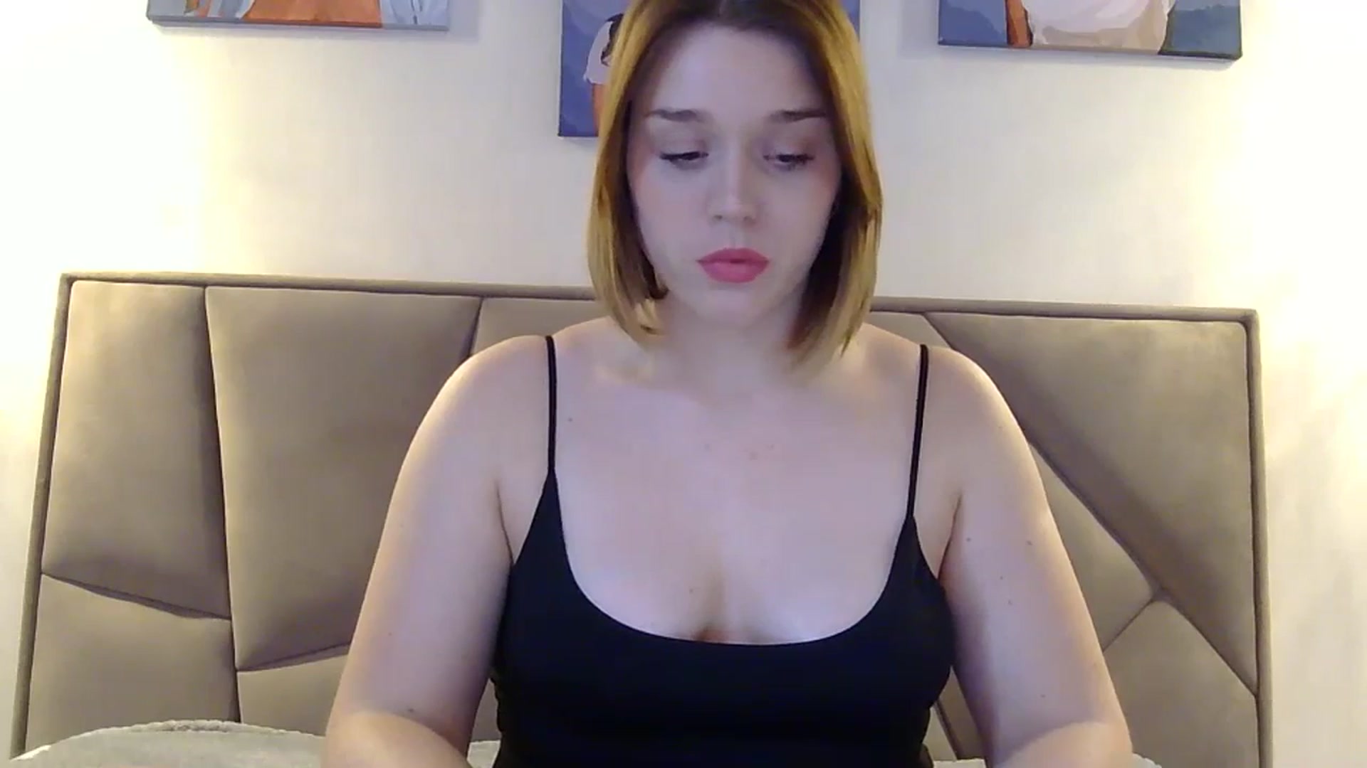 Gallery image thumbnail from SunnyyyLana's myfreecams stream on, 02/23/2024, 23:22 image 4 of 20