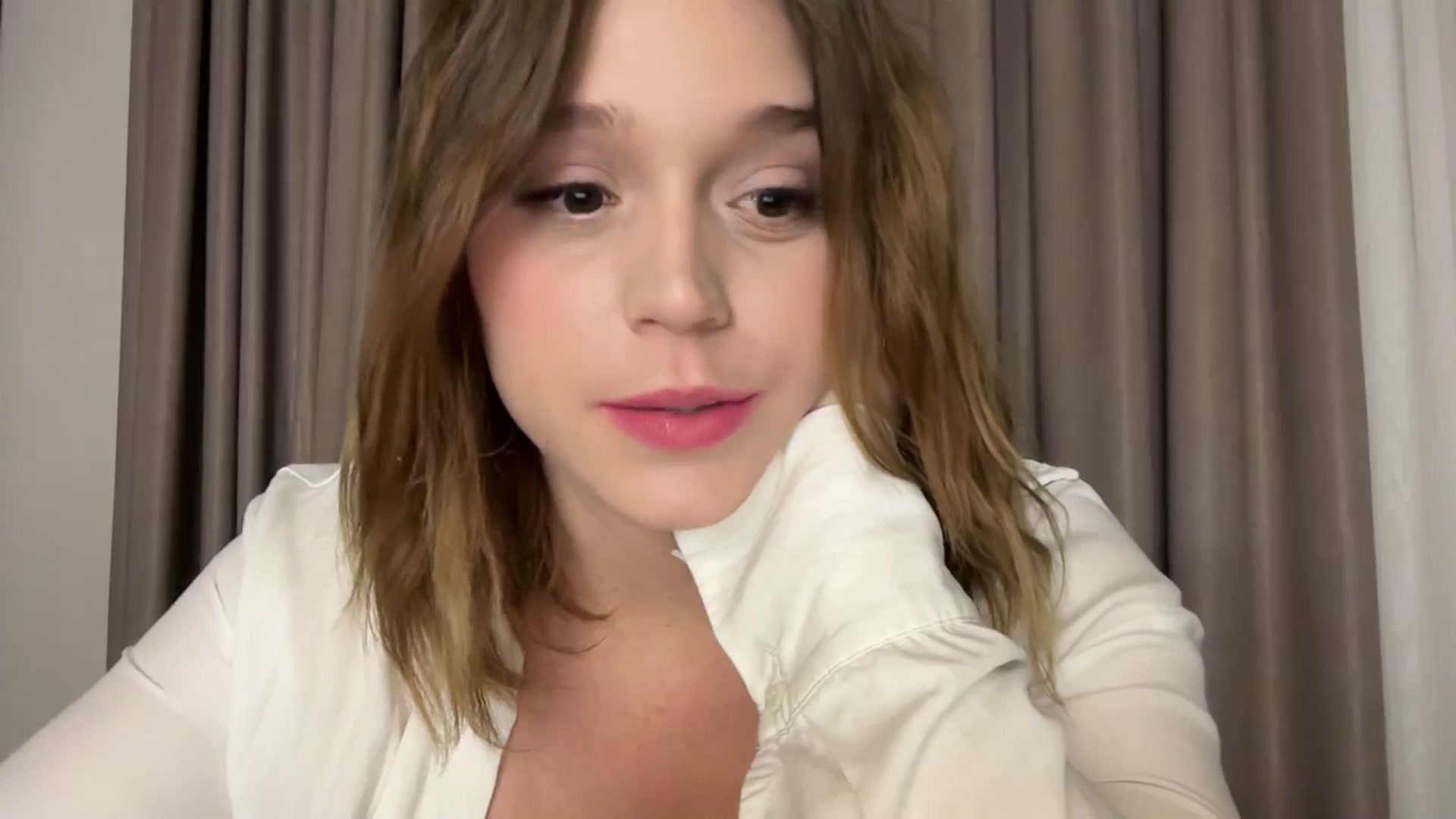Gallery image thumbnail from SunnyyyLana's myfreecams stream on, 08/28/2024, 18:31 image 19 of 20