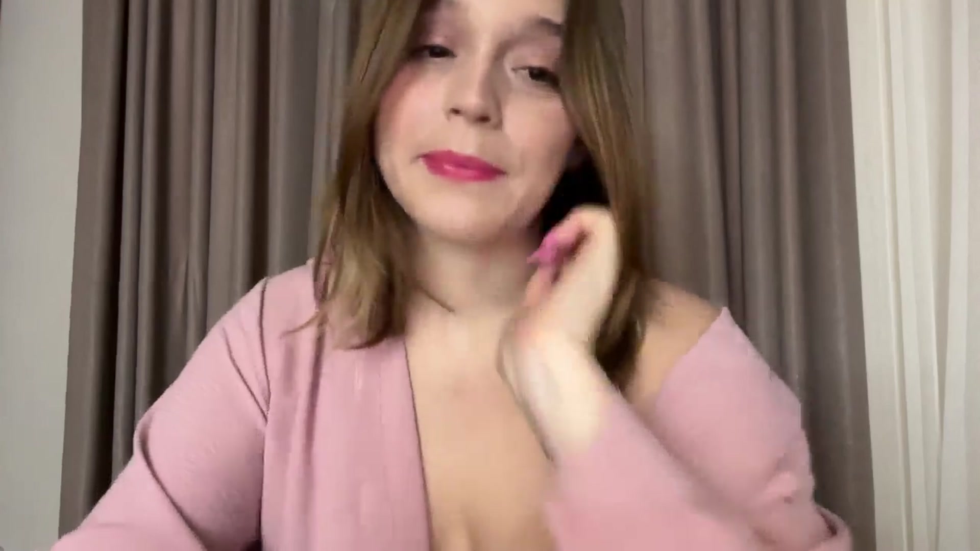 Gallery image thumbnail from SunnyyyLana's myfreecams stream on, 09/04/2024, 15:39 image 12 of 20