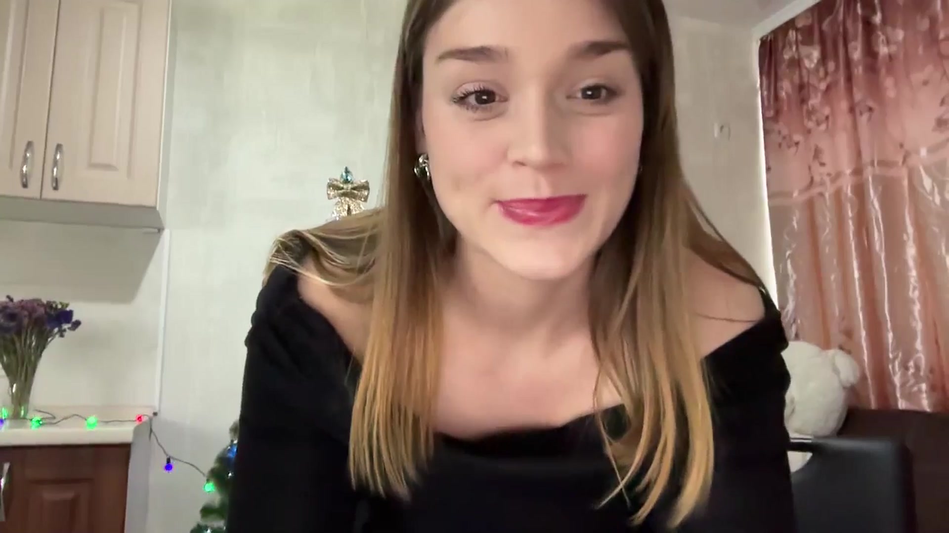 Gallery image thumbnail from SunnyyyLana's myfreecams stream on, 12/24/2025, 13:11 image 15 of 20