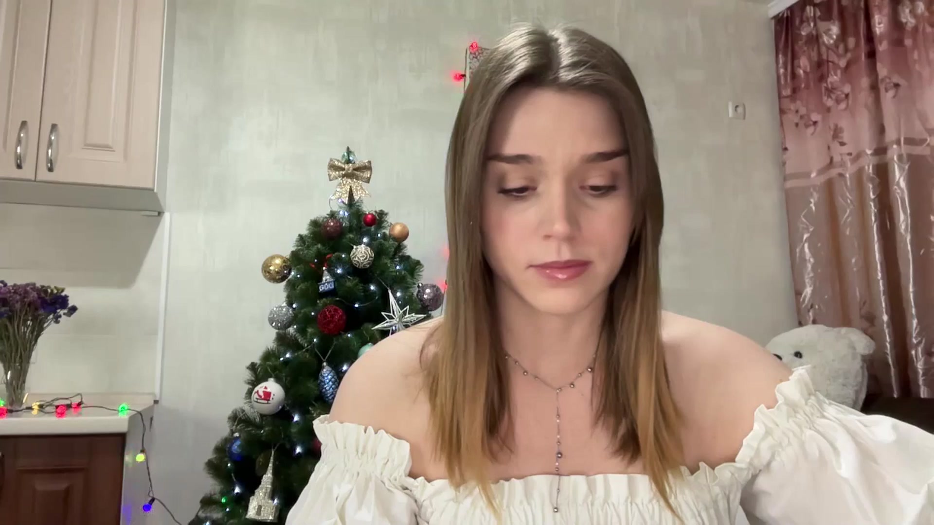 Gallery image thumbnail from SunnyyyLana's myfreecams stream on, 12/29/2025, 18:45 image 4 of 20