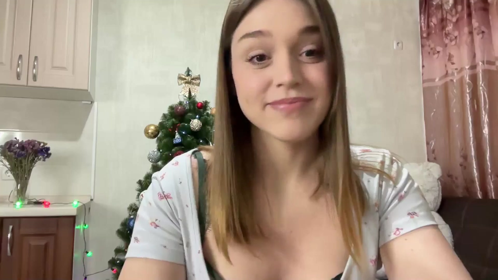 Gallery image thumbnail from SunnyyyLana's myfreecams stream on, 01/18/2026, 15:05 image 10 of 20