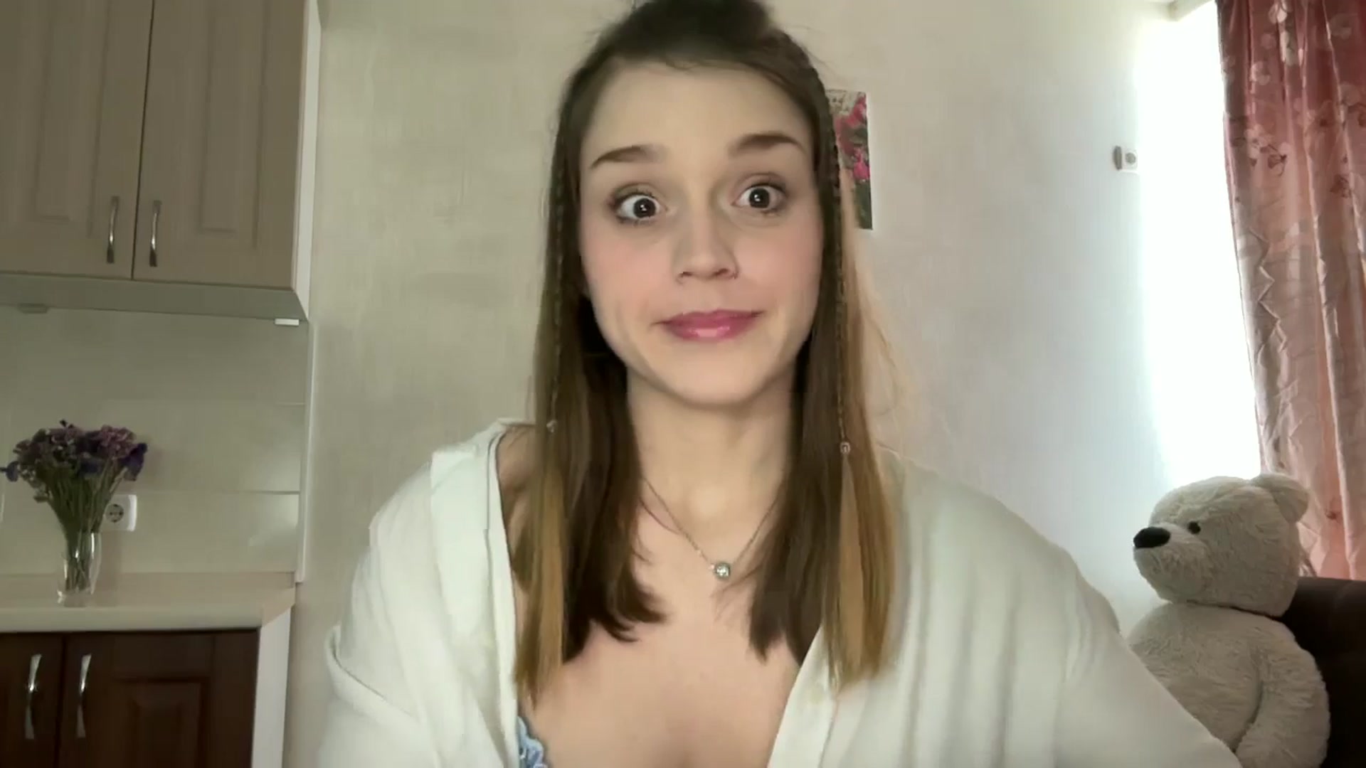 Gallery image thumbnail from SunnyyyLana's myfreecams stream on, 02/09/2026, 12:49 image 14 of 20