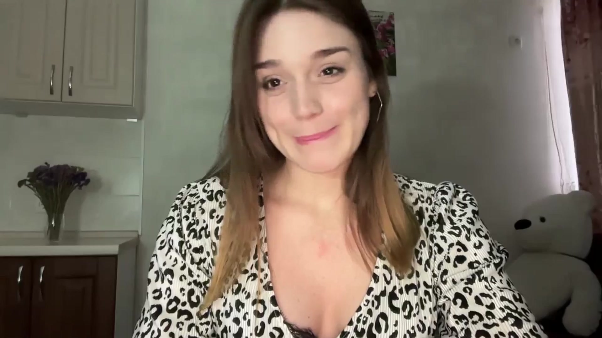 Gallery image thumbnail from SunnyyyLana's myfreecams stream on, 03/05/2026, 16:00 image 19 of 20
