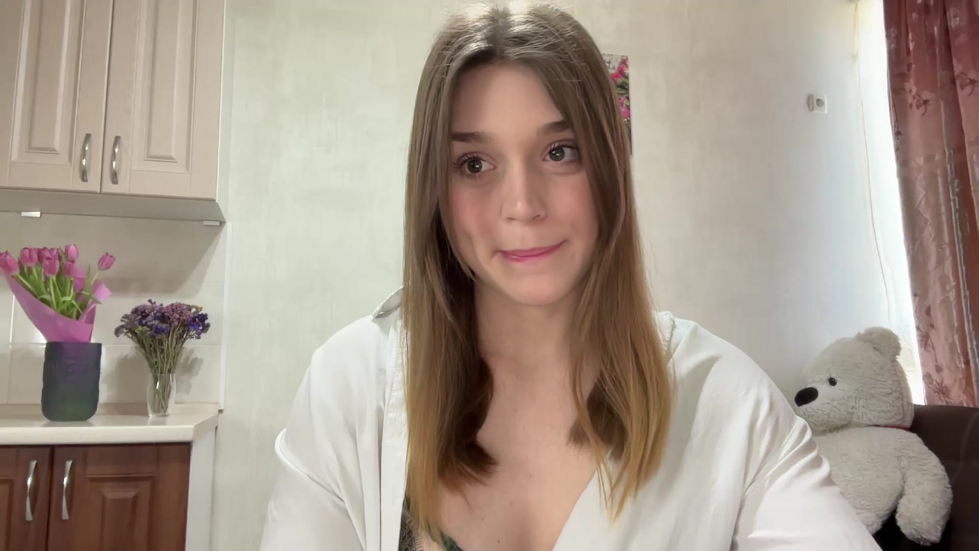 Gallery image thumbnail from SunnyyyLana's myfreecams stream on, 03/11/2026, 13:48 image 6 of 20