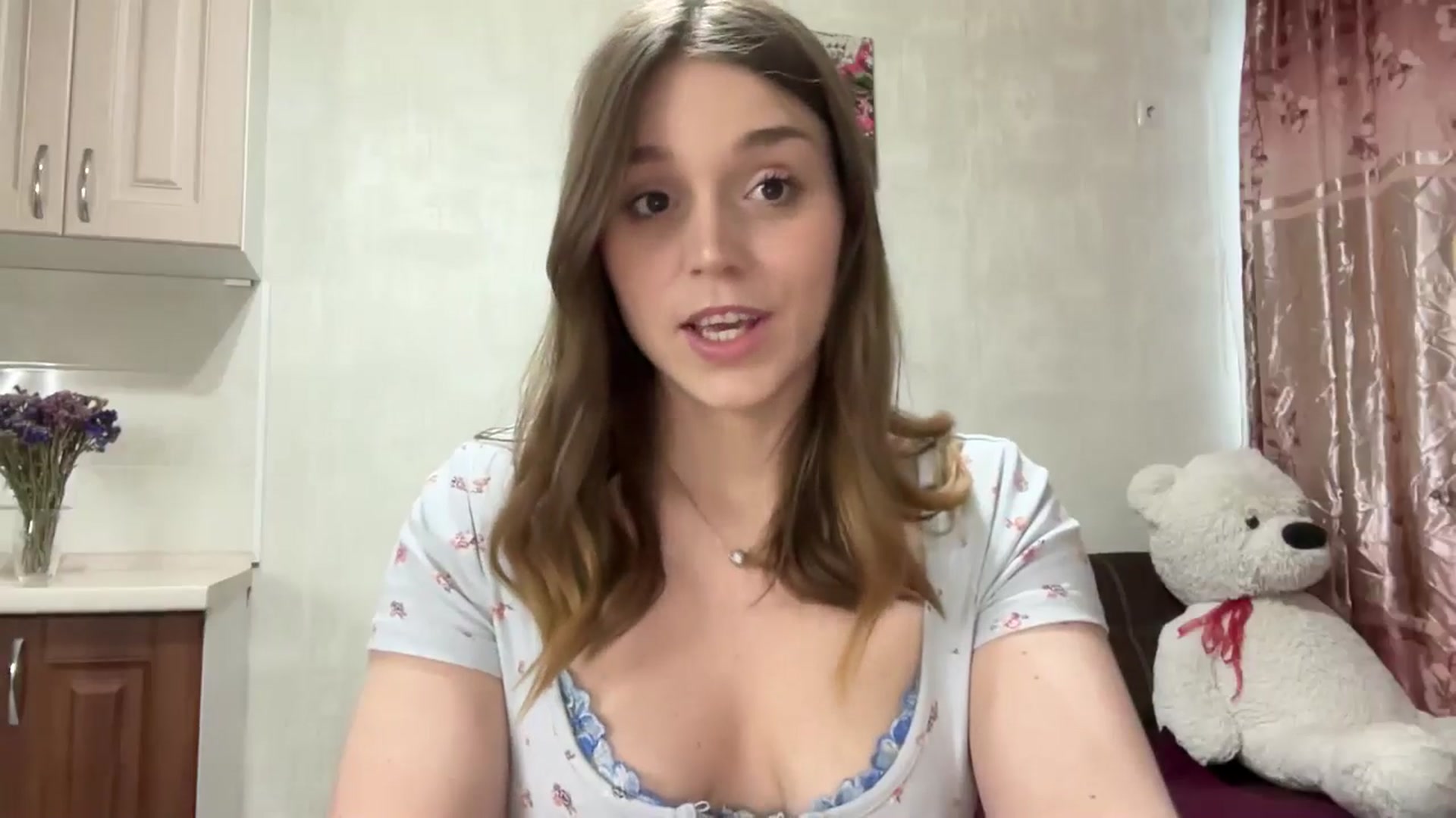 Gallery image thumbnail from SunnyyyLana's myfreecams stream on, 03/19/2026, 16:01 image 14 of 20