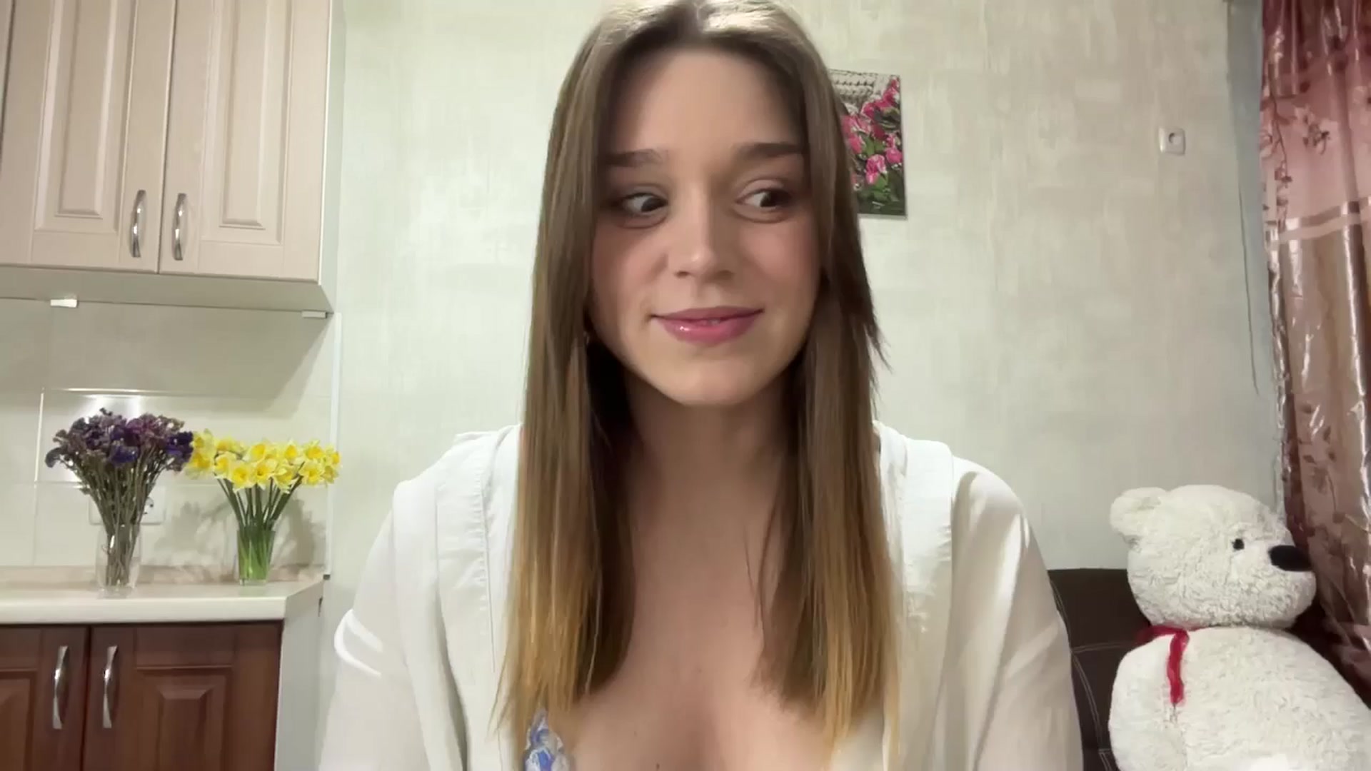Gallery image thumbnail from SunnyyyLana's myfreecams stream on, 03/29/2026, 17:40 image 1 of 20