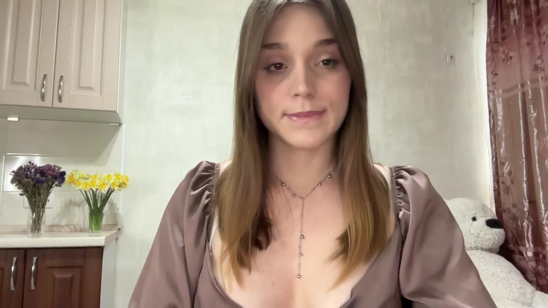 Gallery image thumbnail from SunnyyyLana's myfreecams stream on, 03/31/2026, 15:33 image 8 of 20