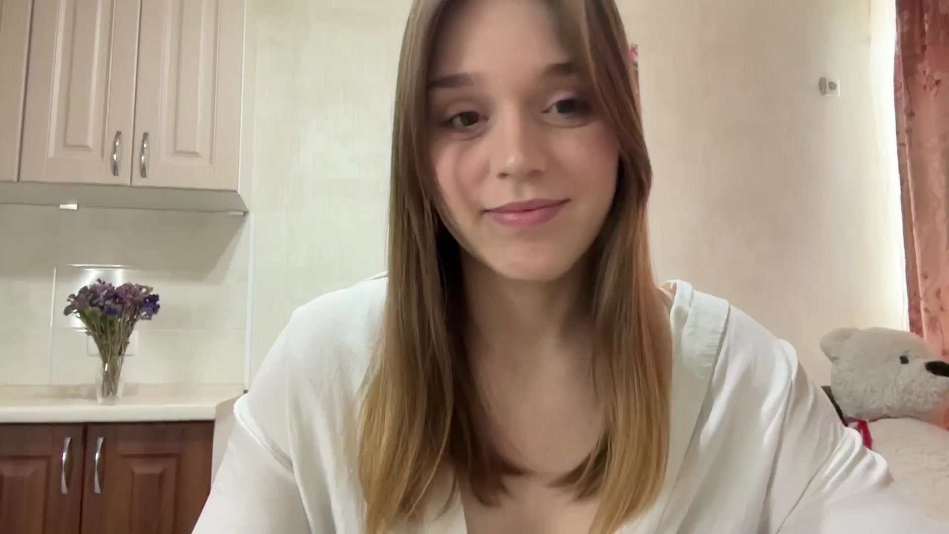 Gallery image thumbnail from SunnyyyLana's myfreecams stream on, 04/04/2026, 14:43 image 5 of 20
