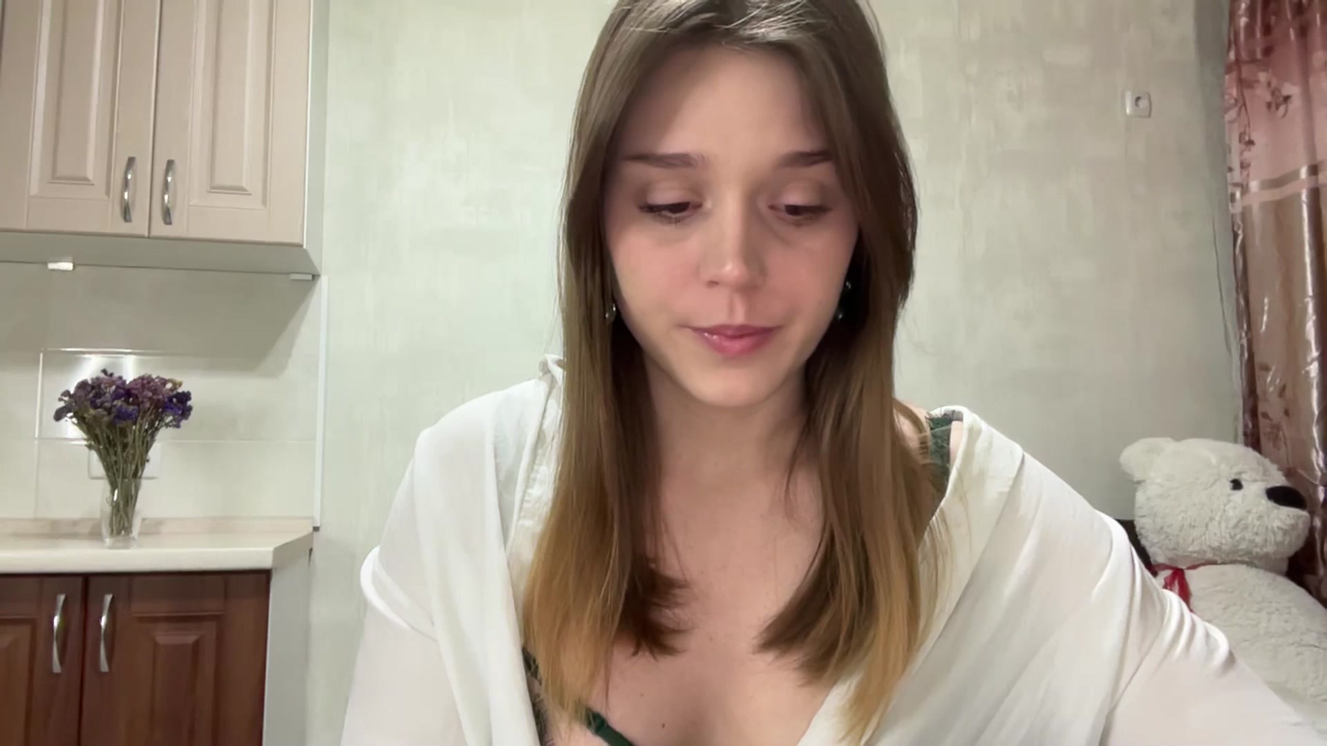 Gallery image thumbnail from SunnyyyLana's myfreecams stream on, 04/04/2026, 19:40 image 6 of 20