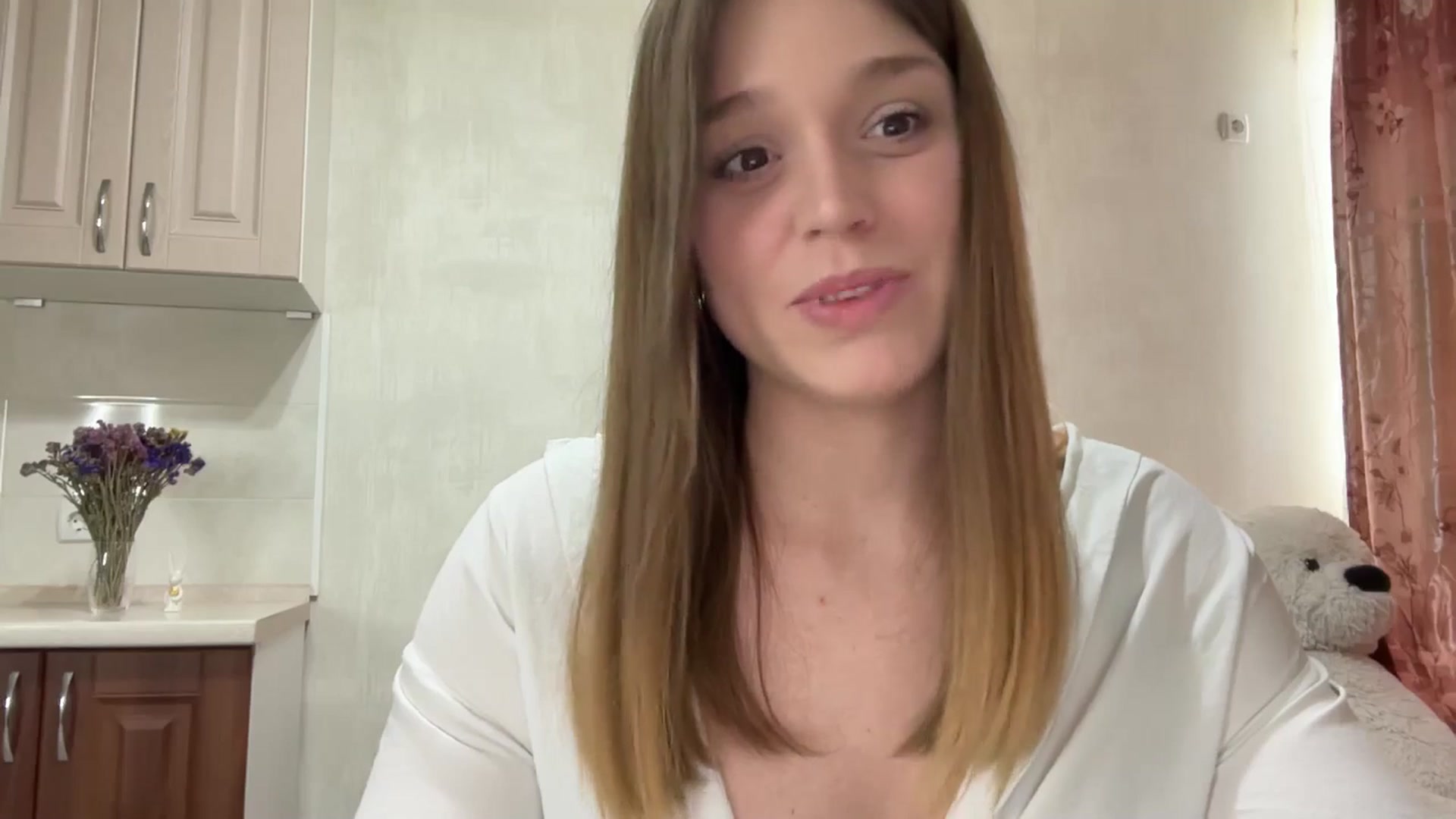 Gallery image thumbnail from SunnyyyLana's myfreecams stream on, 04/22/2026, 12:55 image 15 of 20