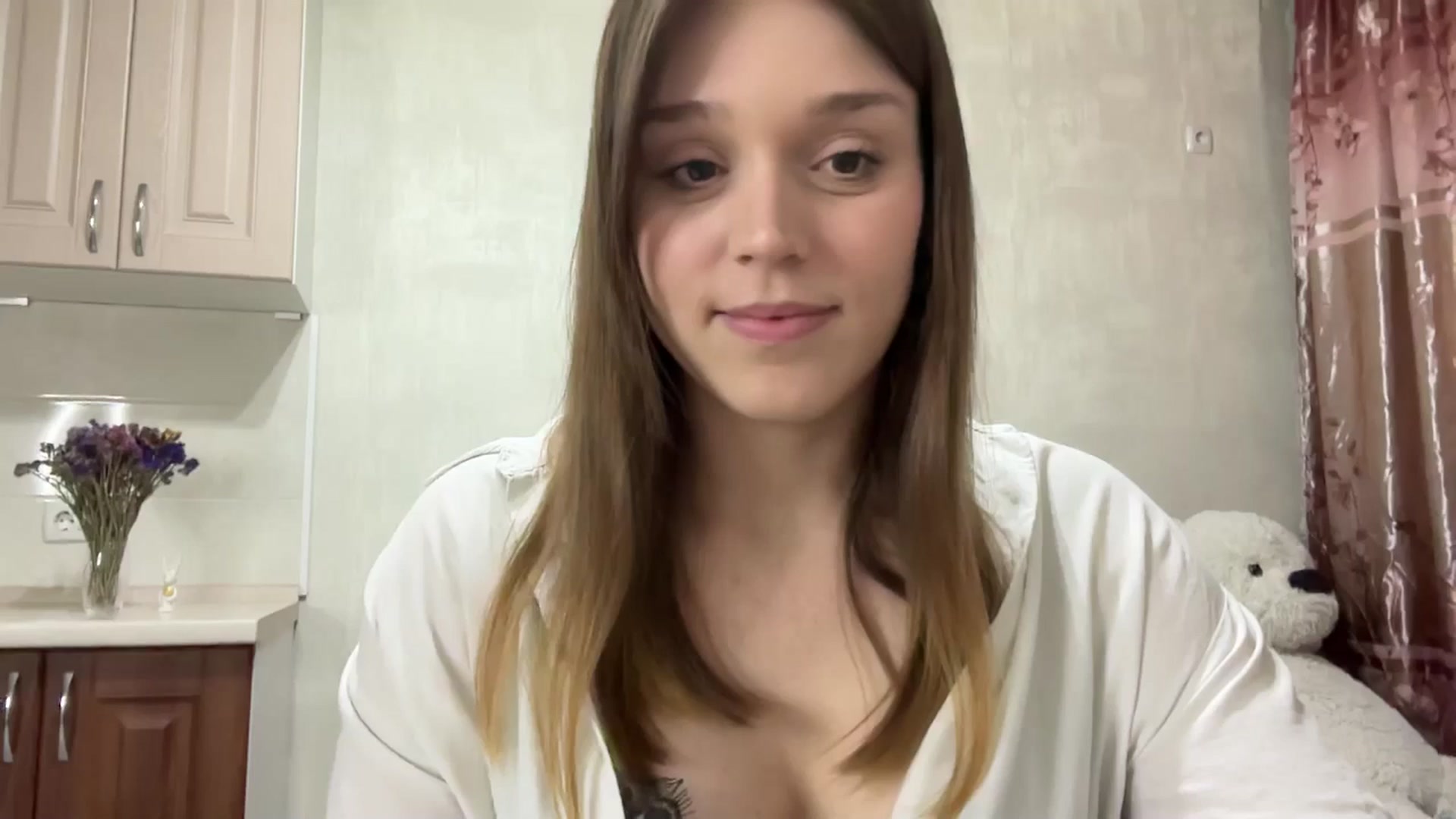 Gallery image thumbnail from SunnyyyLana's myfreecams stream on, 04/23/2026, 20:23 image 10 of 20