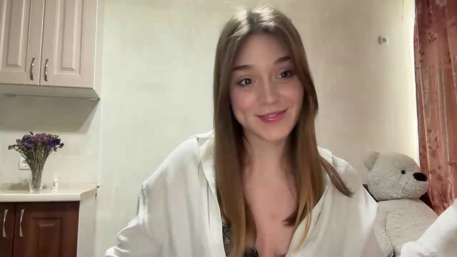 Gallery image thumbnail from SunnyyyLana's myfreecams stream on, 05/12/2026, 13:02 image 18 of 20
