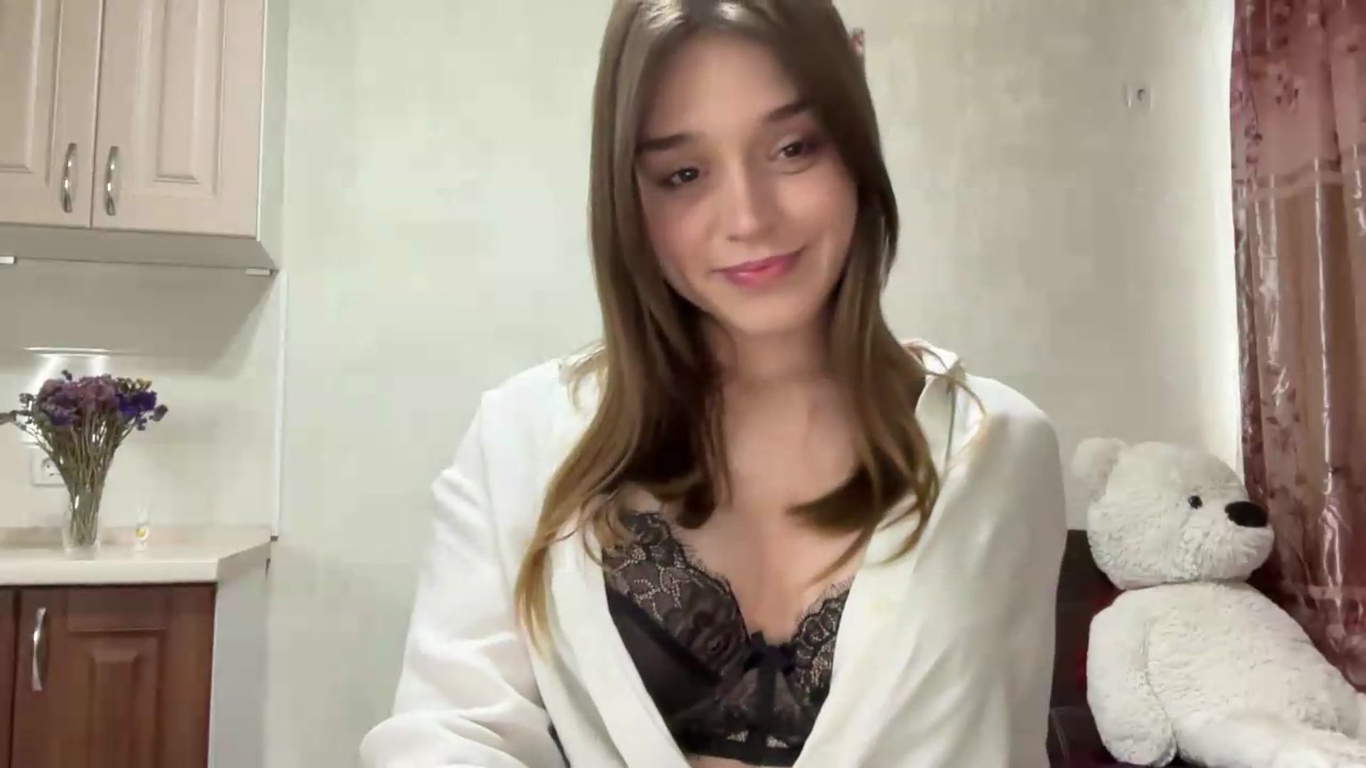 Gallery image thumbnail from SunnyyyLana's myfreecams stream on, 05/12/2026, 15:18 image 16 of 20