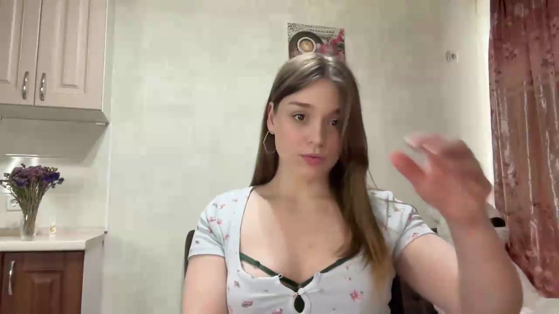 Gallery image thumbnail from SunnyyyLana's myfreecams stream on, 05/13/2026, 12:43 image 9 of 20