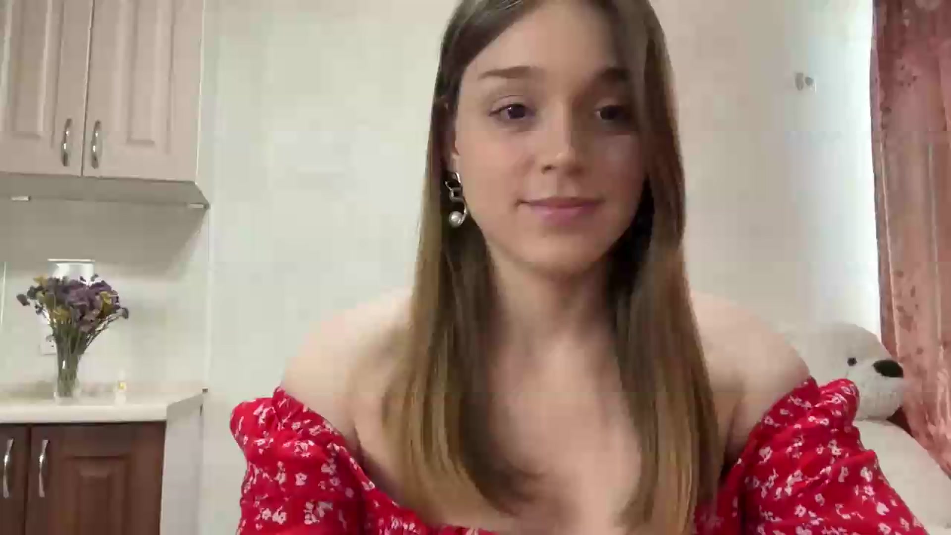 Gallery image thumbnail from SunnyyyLana's myfreecams stream on, 05/23/2026, 12:37 image 3 of 20