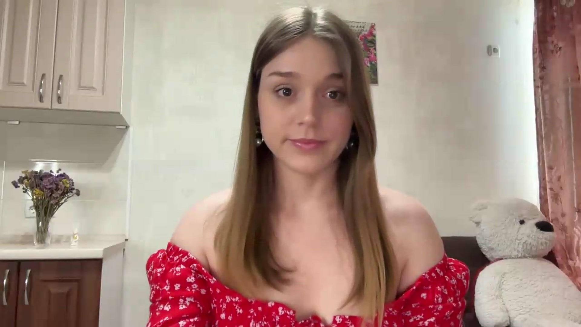 Gallery image thumbnail from SunnyyyLana's myfreecams stream on, 05/23/2026, 12:37 image 2 of 20