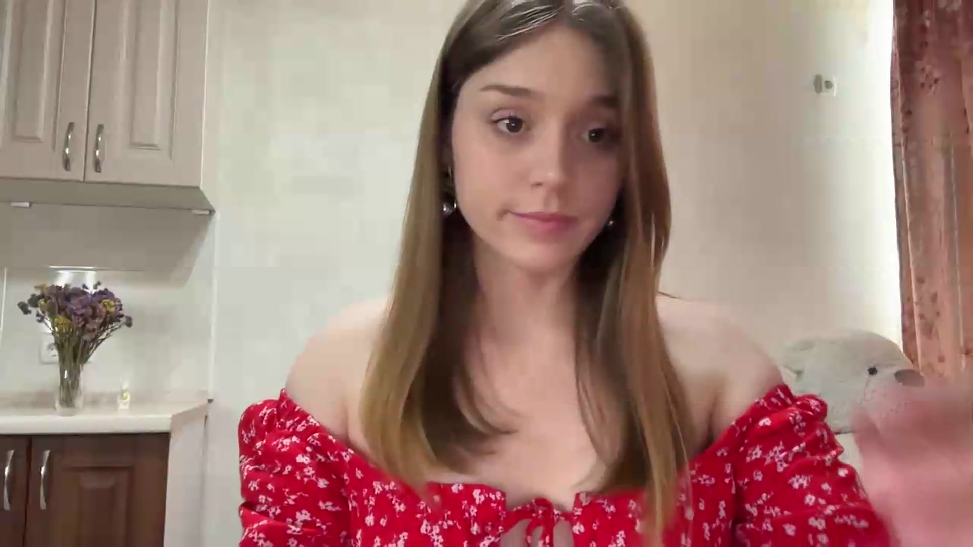 Gallery image thumbnail from SunnyyyLana's myfreecams stream on, 05/23/2026, 12:37 image 12 of 20