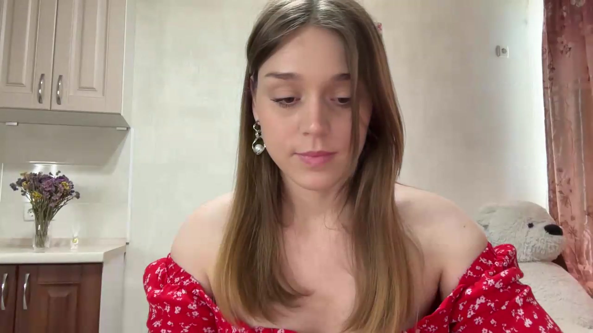 Gallery image thumbnail from SunnyyyLana's myfreecams stream on, 05/23/2026, 12:37 image 16 of 20