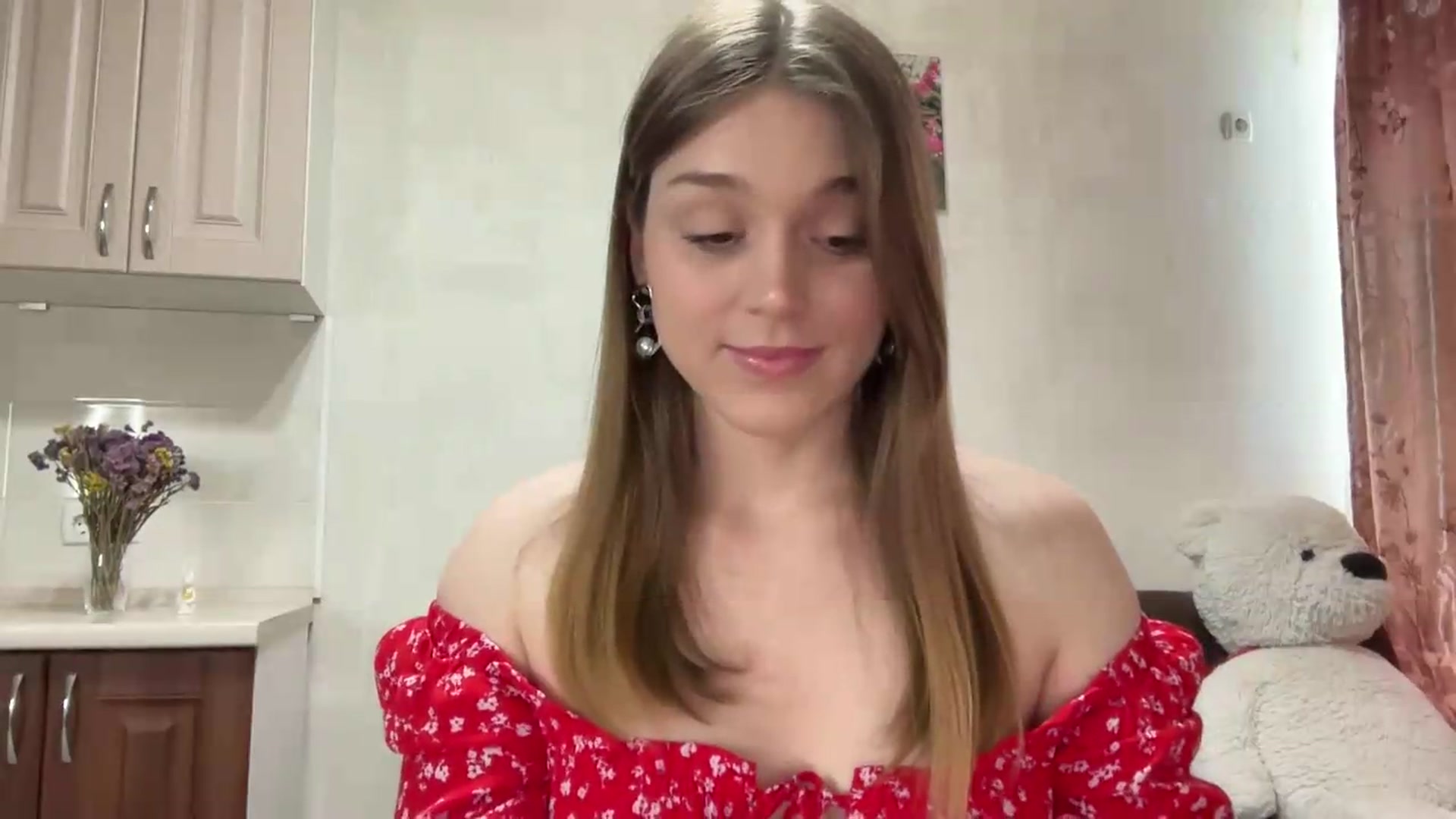 Gallery image thumbnail from SunnyyyLana's myfreecams stream on, 05/23/2026, 12:37 image 4 of 20
