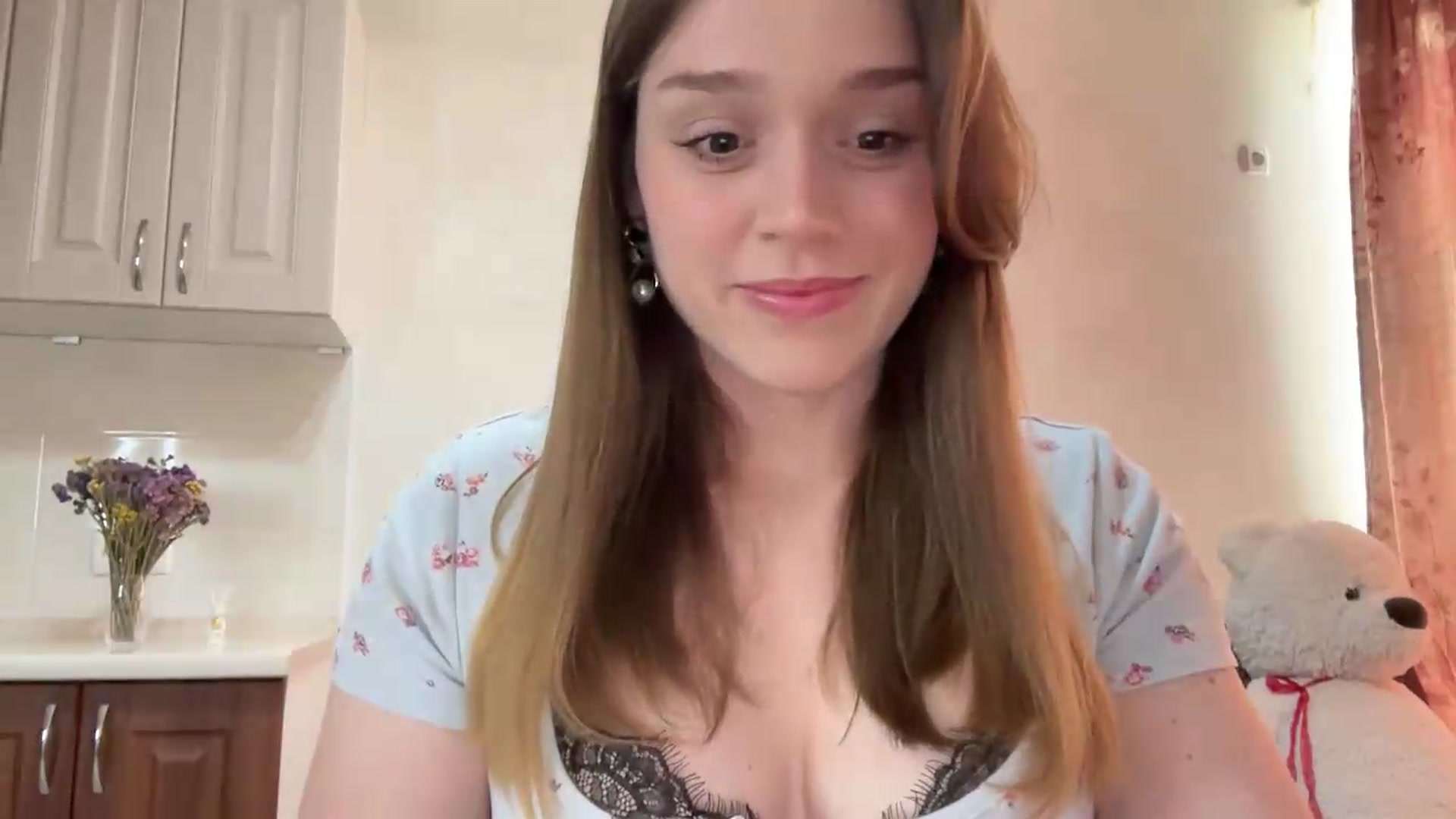 Gallery image thumbnail from SunnyyyLana's myfreecams stream on, 05/28/2026, 15:37 image 6 of 20