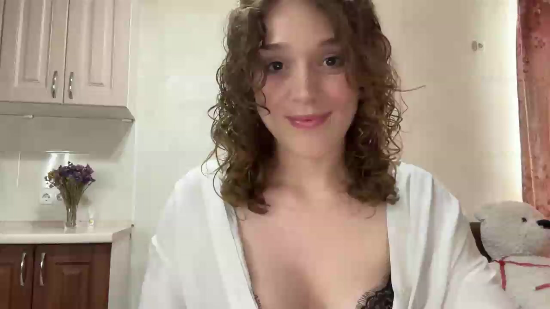 Gallery image thumbnail from SunnyyyLana's myfreecams stream on, 06/07/2026, 12:57 image 1 of 20