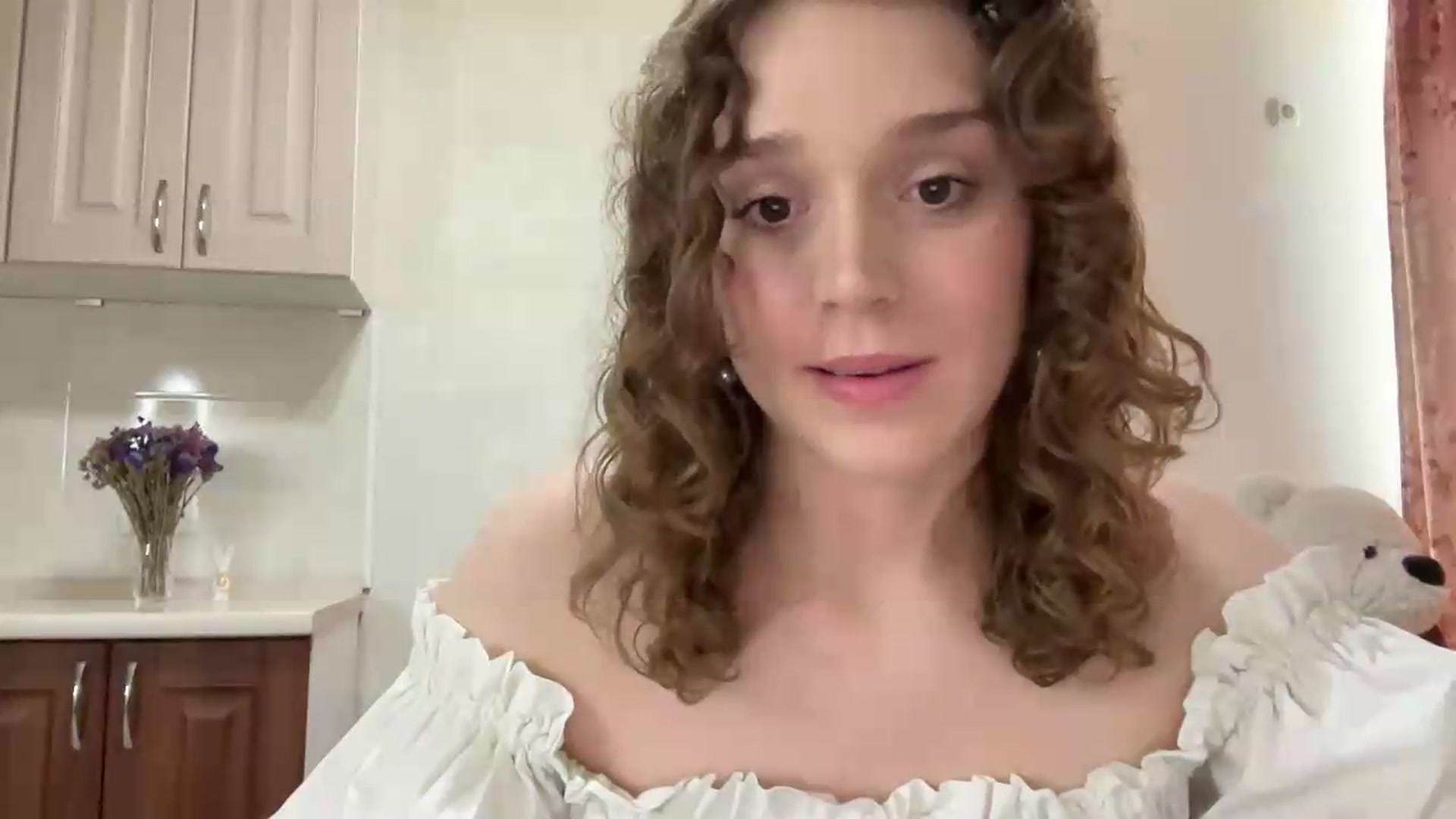 Gallery image thumbnail from SunnyyyLana's myfreecams stream on, 06/10/2026, 12:35 image 19 of 20