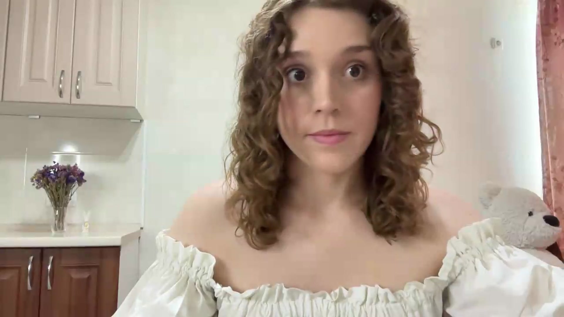 Gallery image thumbnail from SunnyyyLana's myfreecams stream on, 06/10/2026, 12:35 image 5 of 20