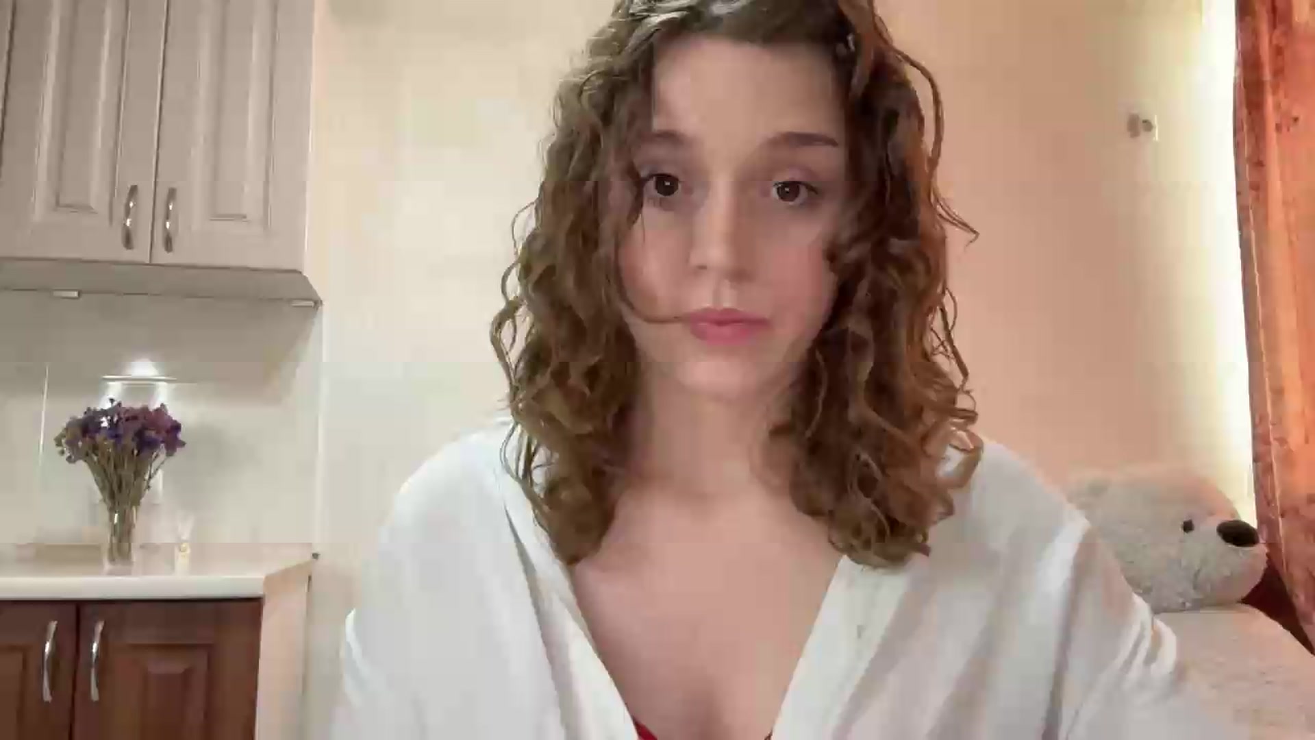 Gallery image thumbnail from SunnyyyLana's myfreecams stream on, 06/11/2026, 16:25 image 18 of 20