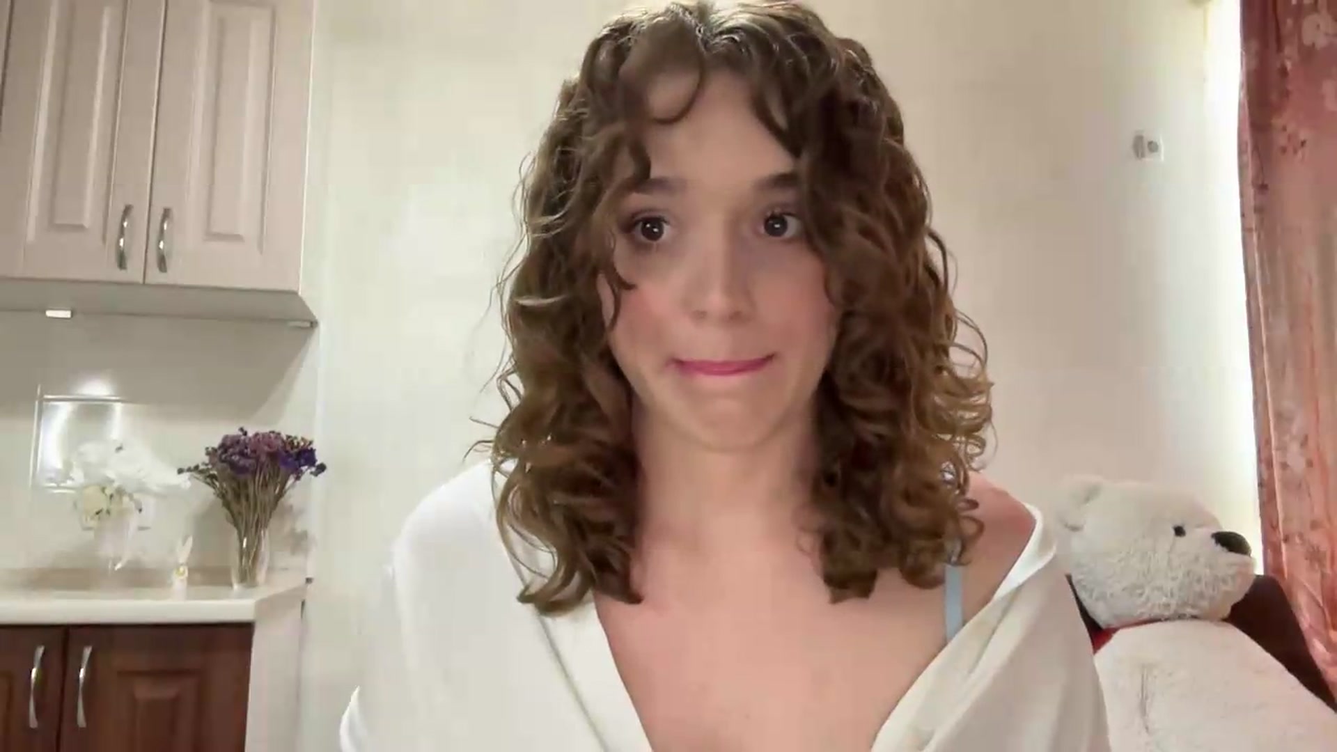 Gallery image thumbnail from SunnyyyLana's myfreecams stream on, 07/01/2026, 12:35 image 18 of 20