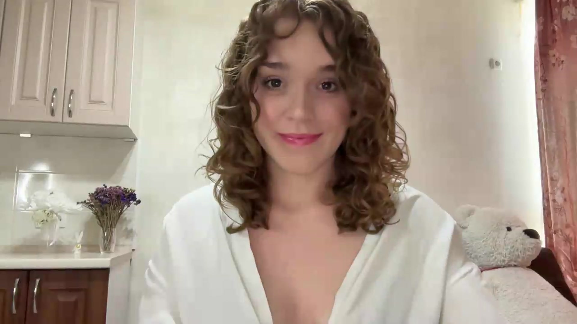Gallery image thumbnail from SunnyyyLana's myfreecams stream on, 07/01/2026, 12:35 image 6 of 20