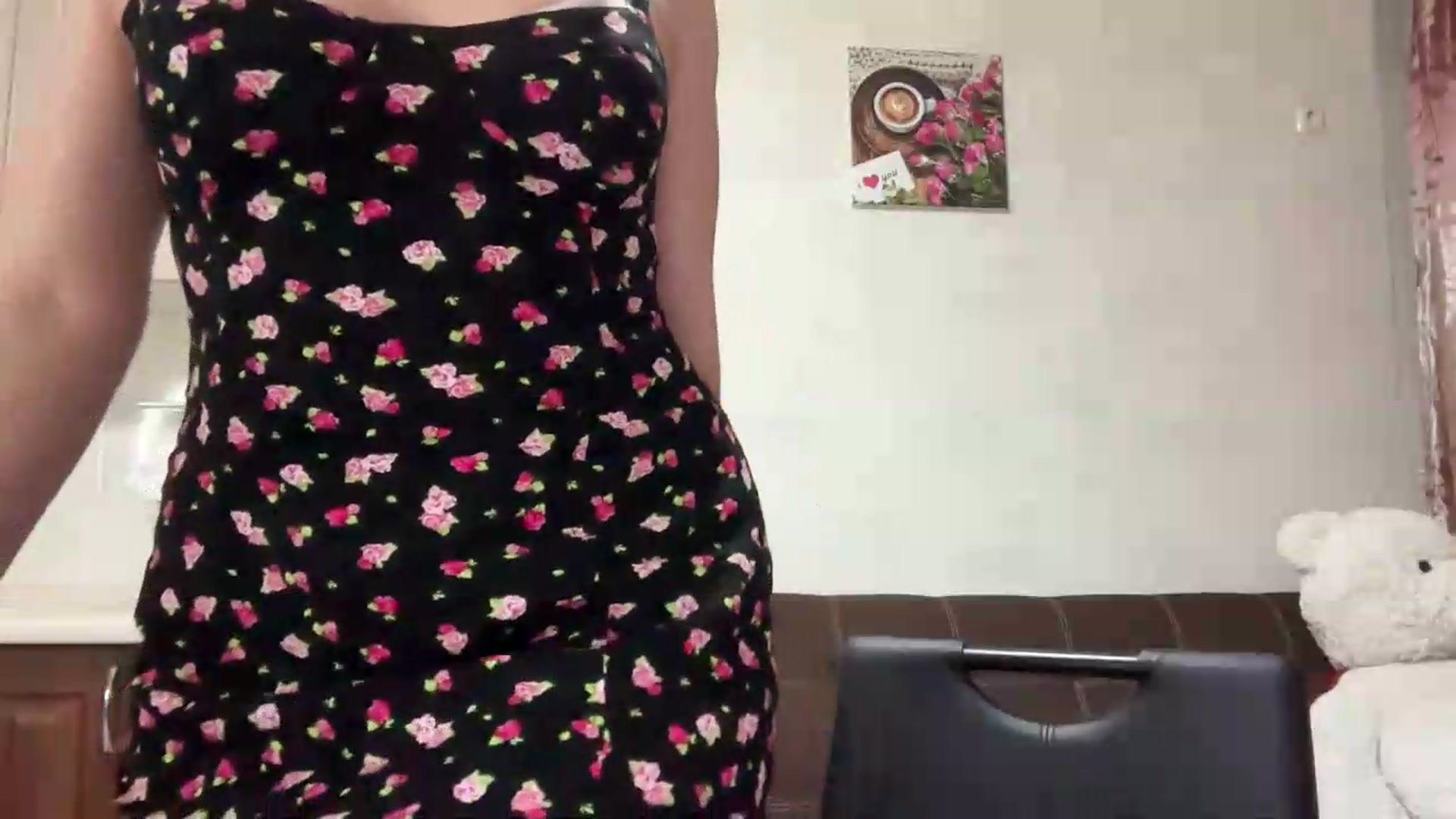 Gallery image thumbnail from SunnyyyLana's myfreecams stream on, 07/06/2026, 18:52 image 5 of 20
