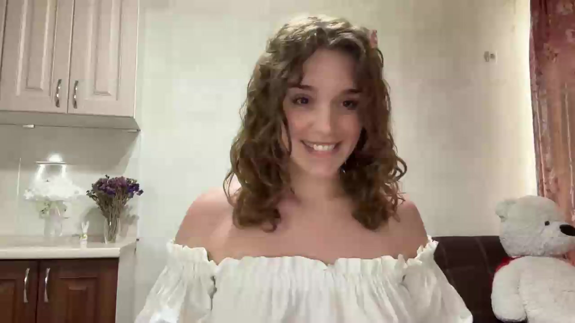 Gallery image thumbnail from SunnyyyLana's myfreecams stream on, 07/09/2026, 16:29 image 13 of 20