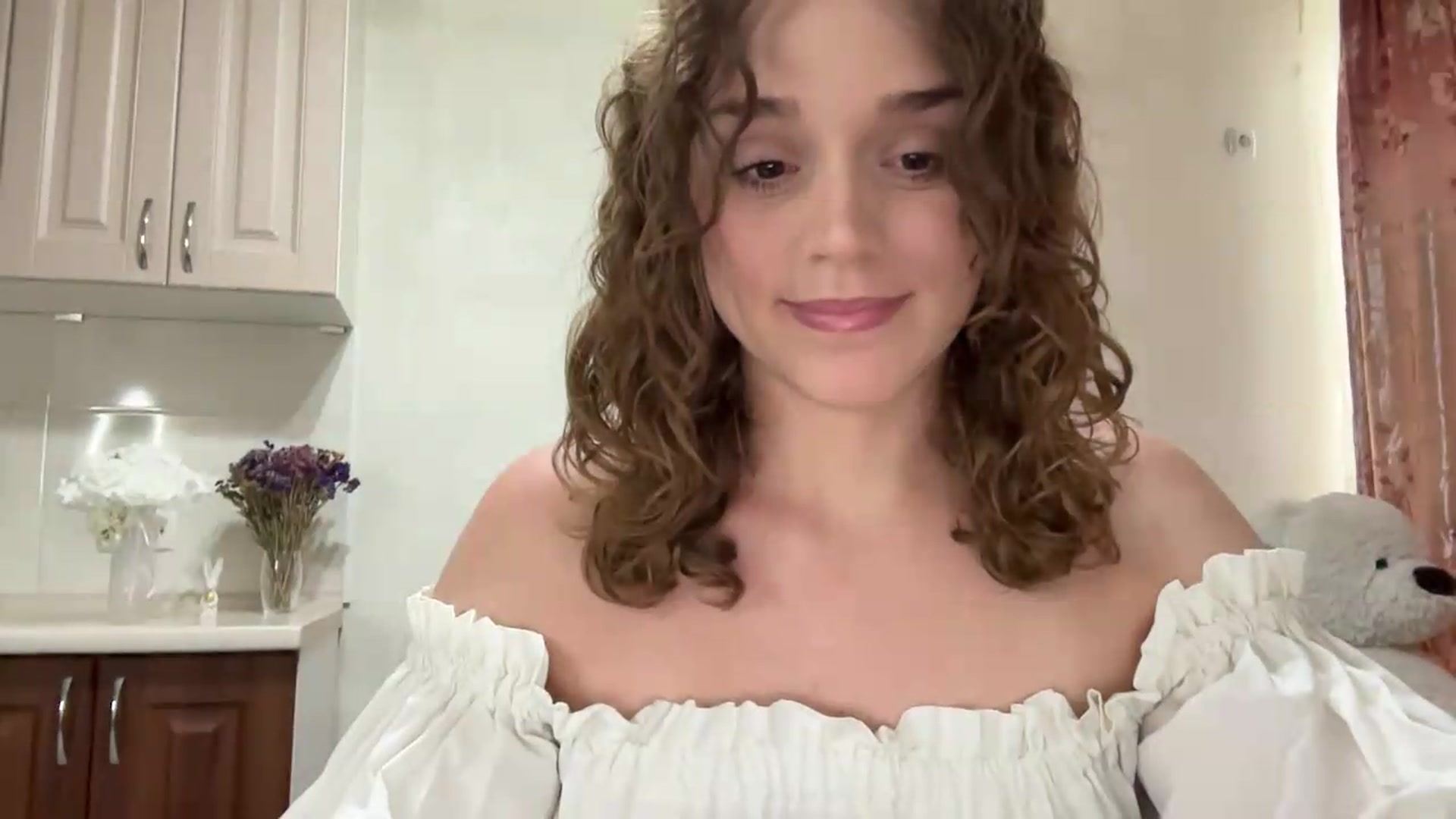Gallery image thumbnail from SunnyyyLana's myfreecams stream on, 07/09/2026, 16:29 image 8 of 20