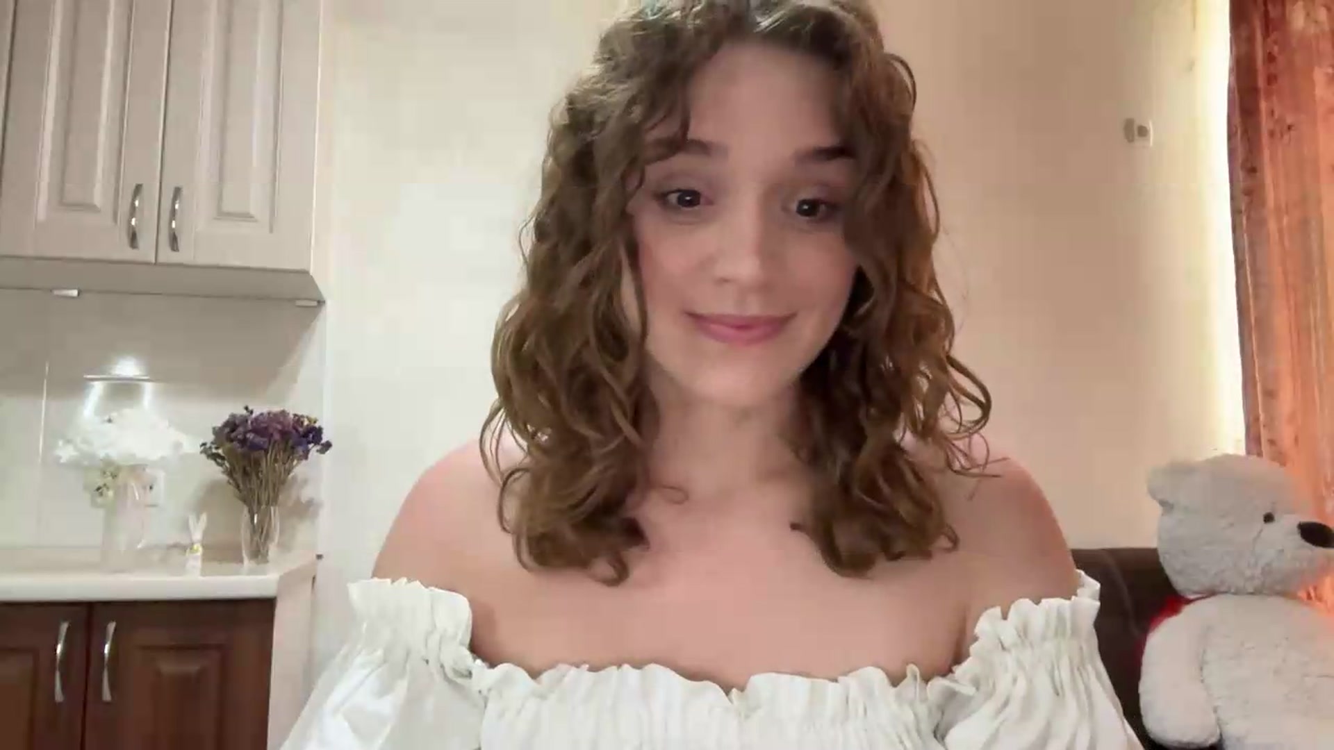 Gallery image thumbnail from SunnyyyLana's myfreecams stream on, 07/09/2026, 16:29 image 15 of 20