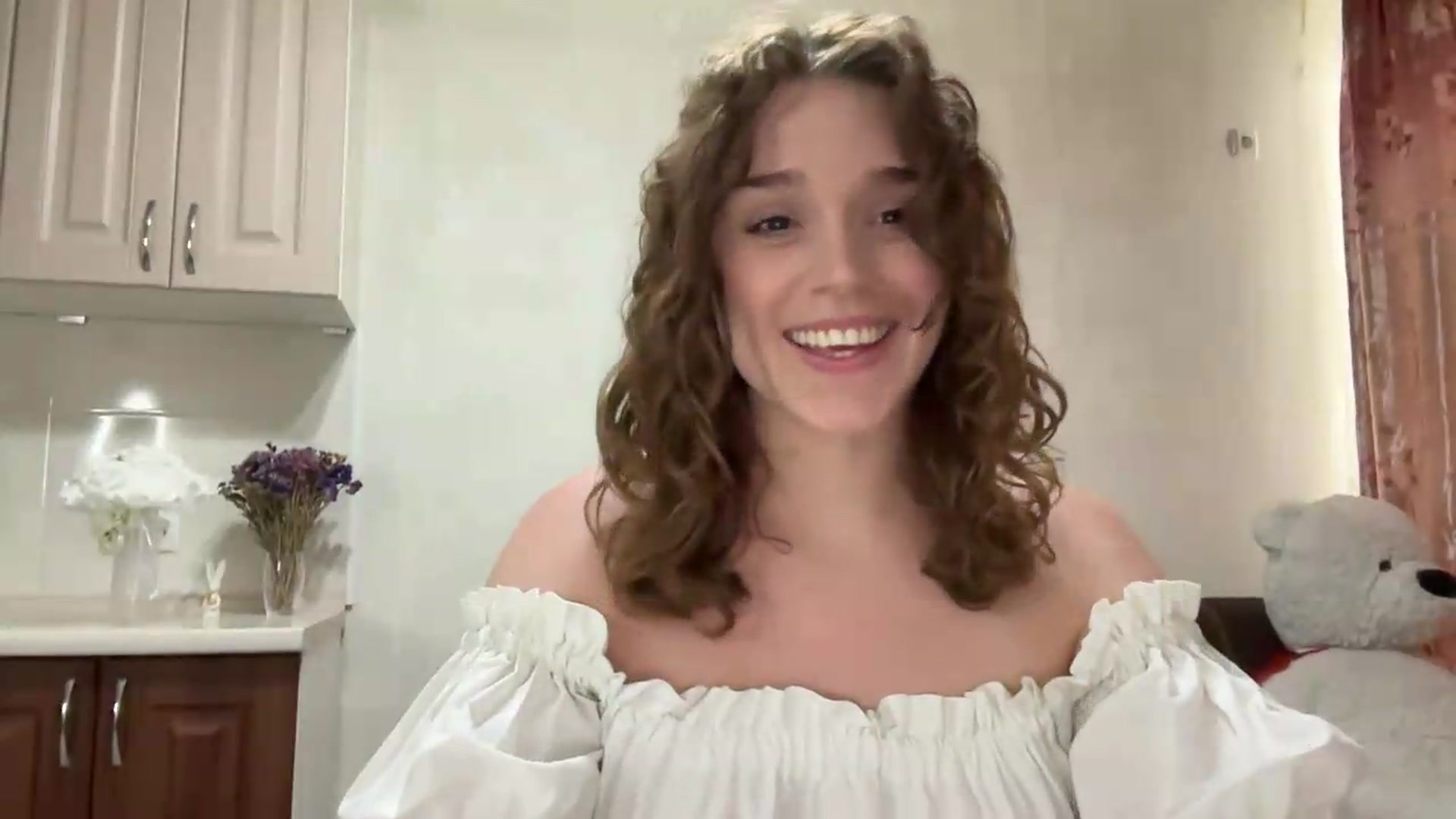 Gallery image thumbnail from SunnyyyLana's myfreecams stream on, 07/09/2026, 16:29 image 14 of 20