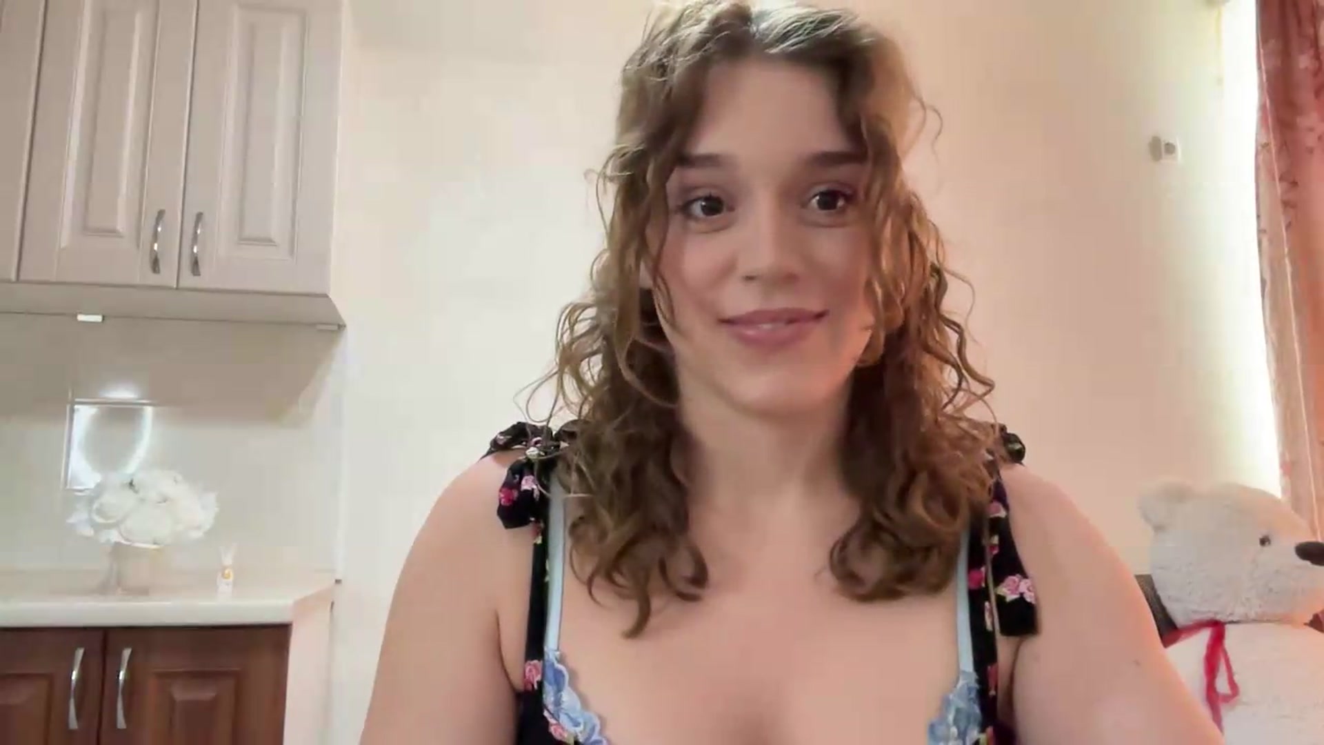 Gallery image thumbnail from SunnyyyLana's myfreecams stream on, 07/16/2026, 15:17 image 3 of 20