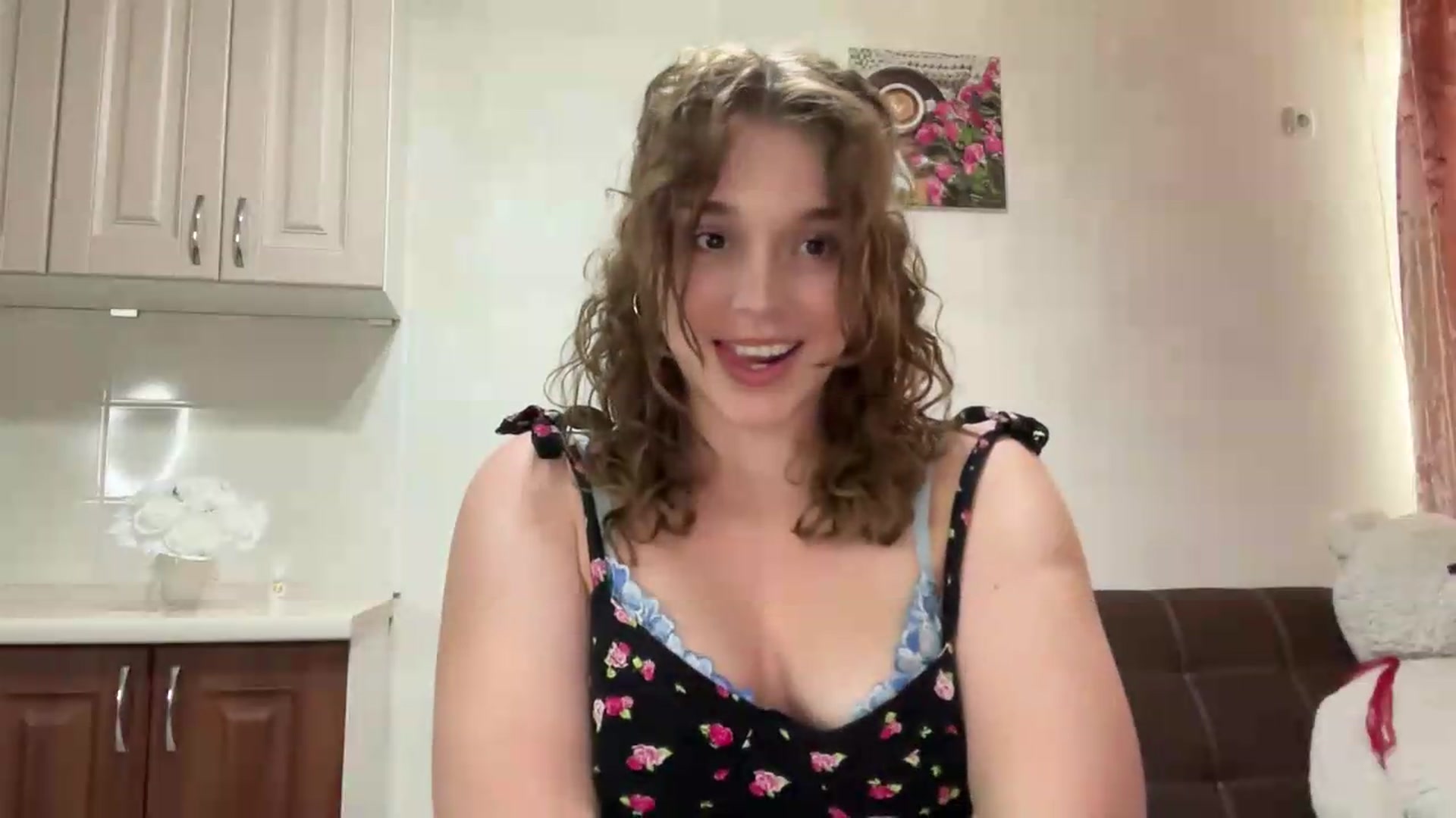 Gallery image thumbnail from SunnyyyLana's myfreecams stream on, 07/16/2026, 16:50 image 8 of 20