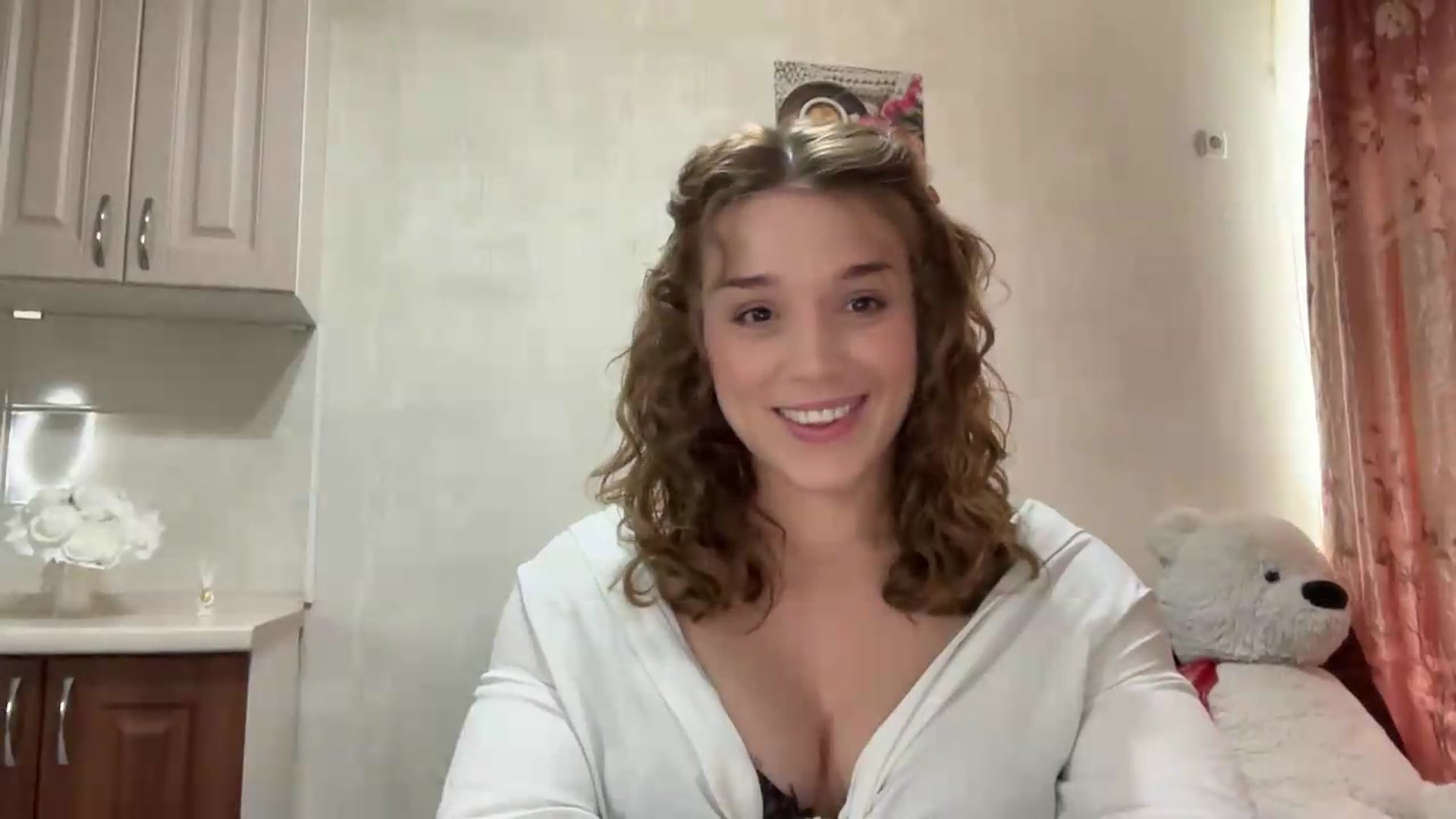 Gallery image thumbnail from SunnyyyLana's myfreecams stream on, 07/17/2026, 13:06 image 5 of 20