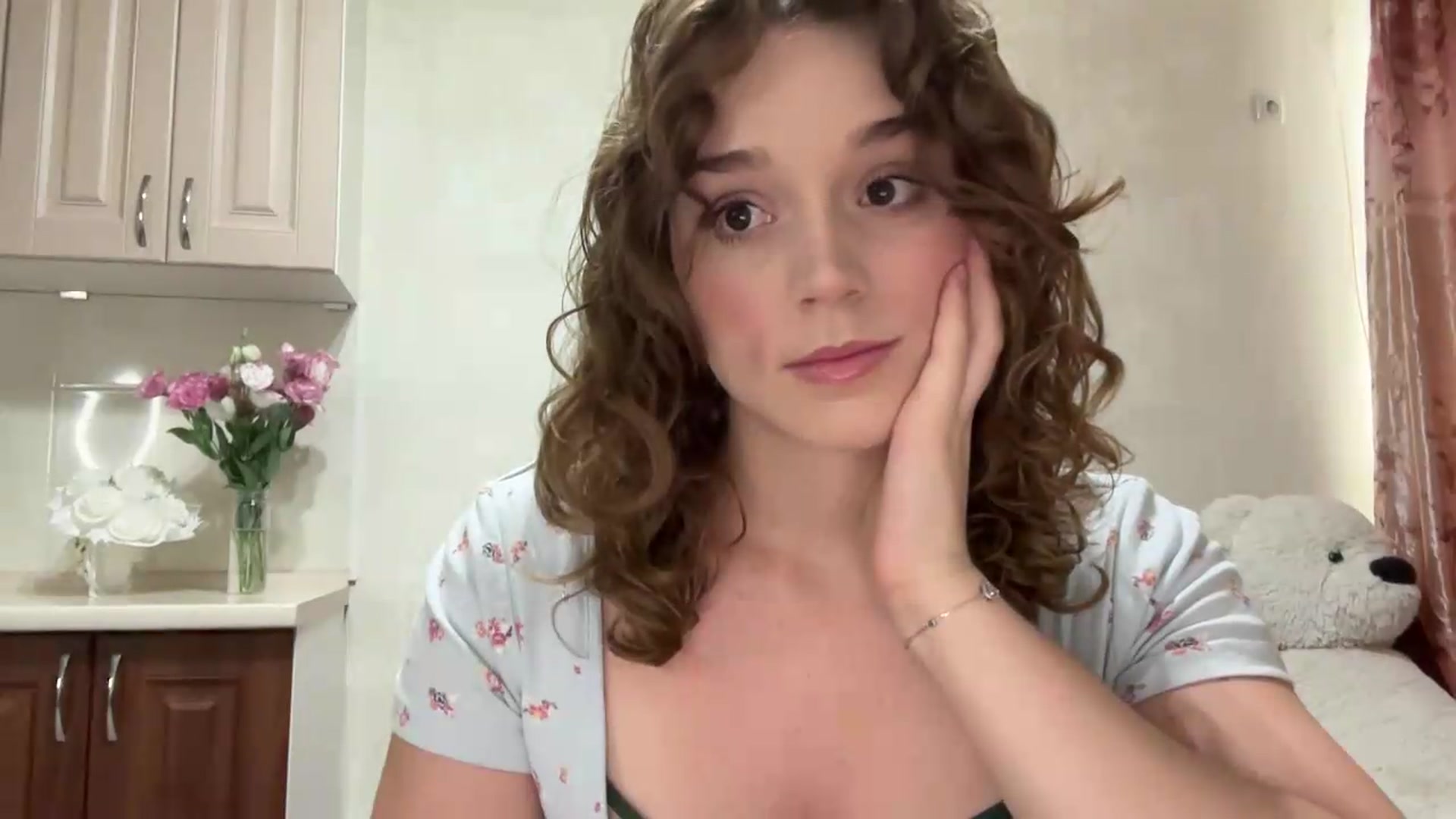 Gallery image thumbnail from SunnyyyLana's myfreecams stream on, 07/23/2026, 15:31 image 2 of 20