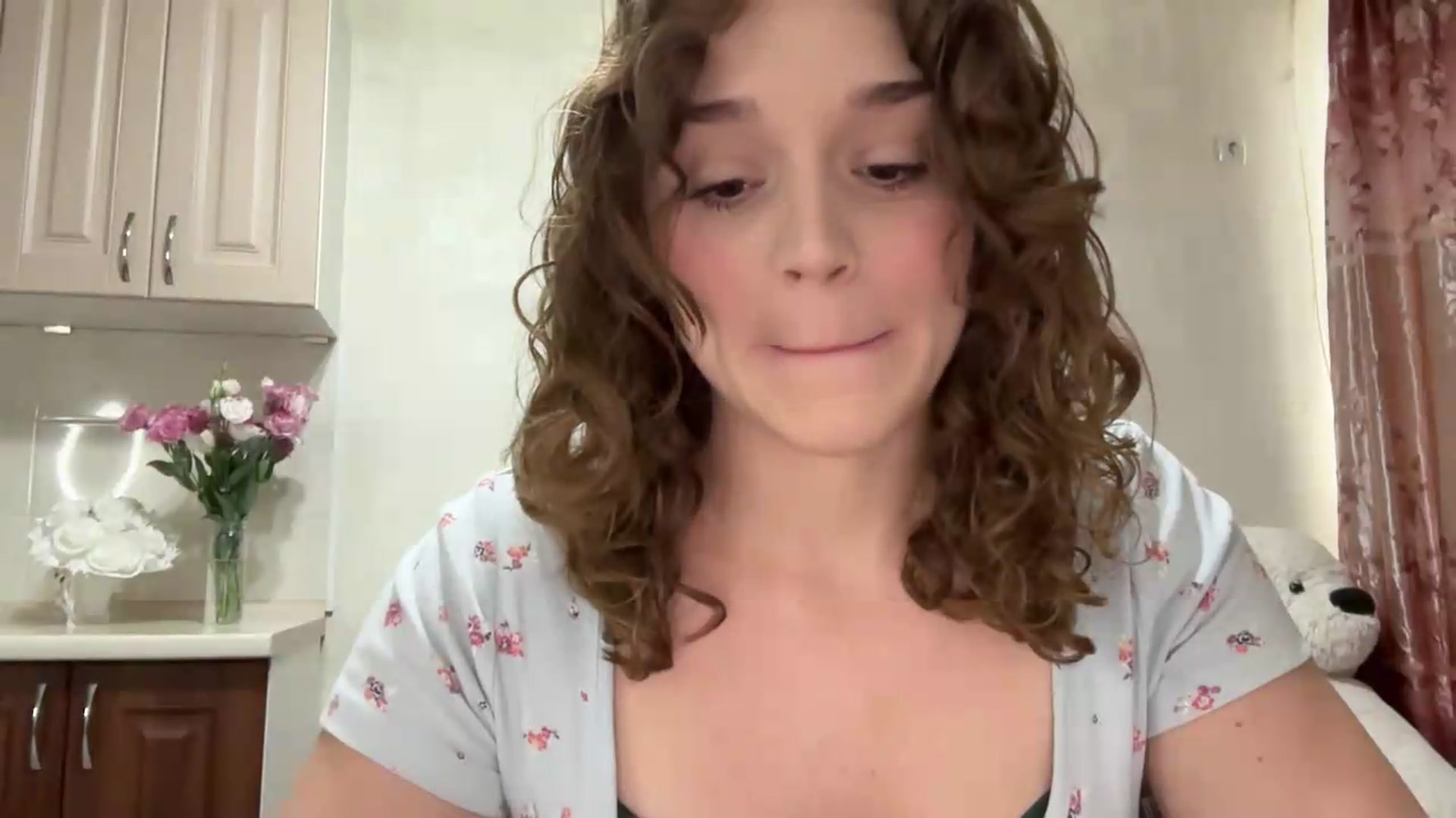Gallery image thumbnail from SunnyyyLana's myfreecams stream on, 07/23/2026, 15:56 image 16 of 20
