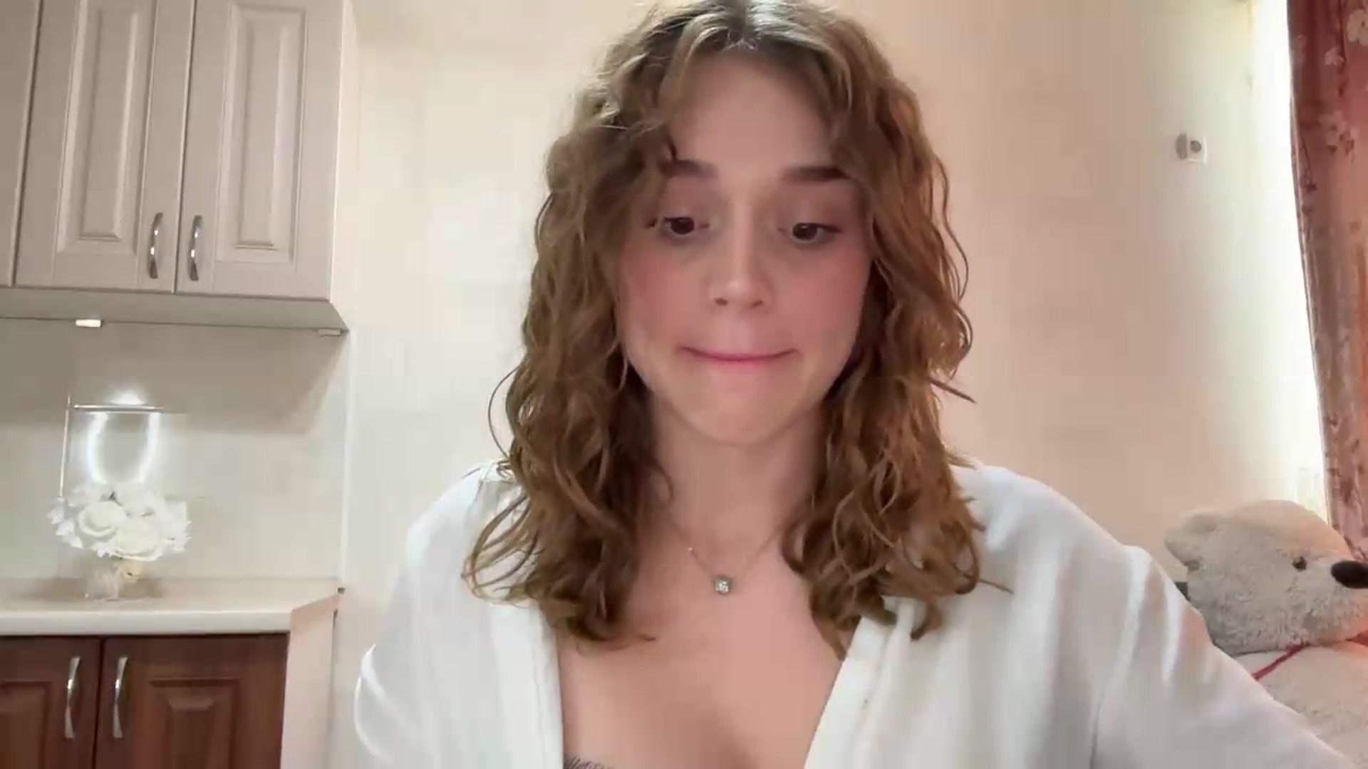 Gallery image thumbnail from SunnyyyLana's myfreecams stream on, 08/20/2026, 15:06 image 3 of 20