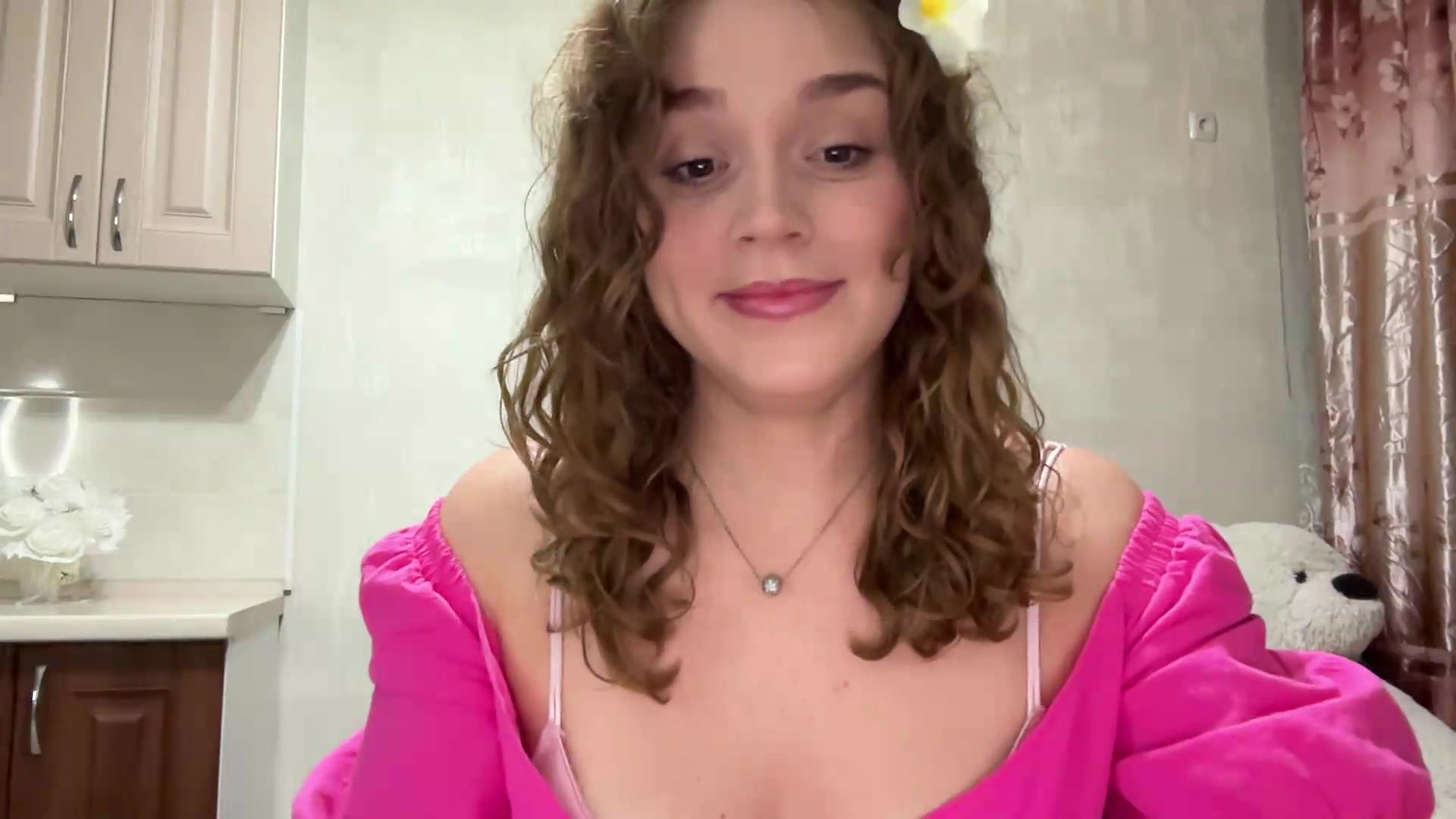 Gallery image thumbnail from SunnyyyLana's myfreecams stream on, 08/29/2026, 18:59 image 19 of 20