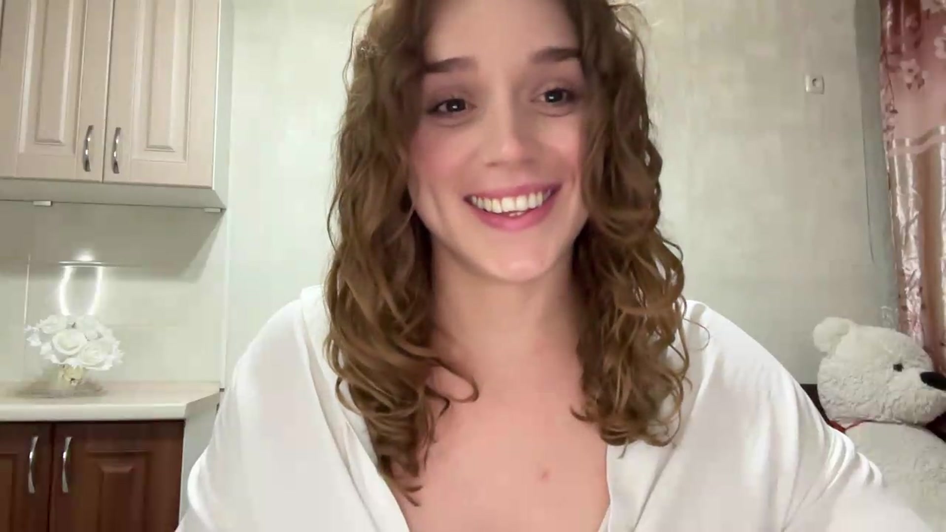 Gallery image thumbnail from SunnyyyLana's myfreecams stream on, 09/03/2026, 19:39 image 19 of 20