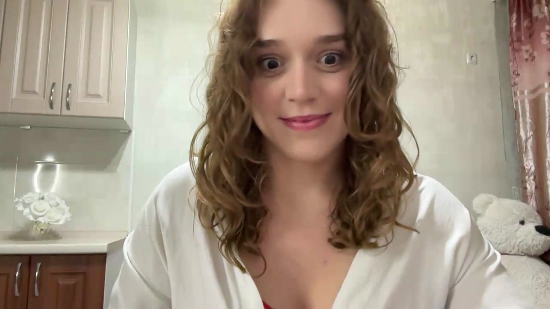 Gallery image thumbnail from SunnyyyLana's myfreecams stream on, 09/03/2026, 19:39 image 5 of 20