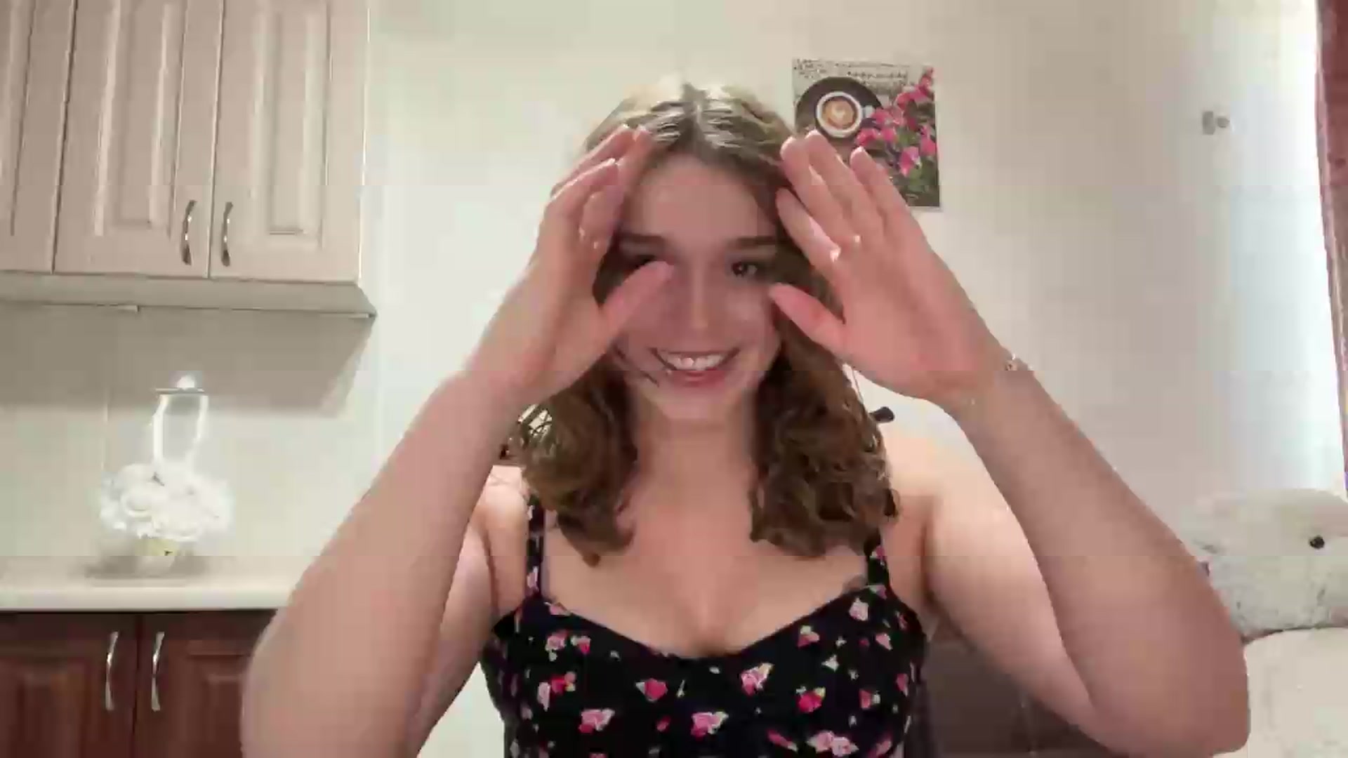 Gallery image thumbnail from SunnyyyLana's myfreecams stream on, 09/08/2026, 12:18 image 1 of 20