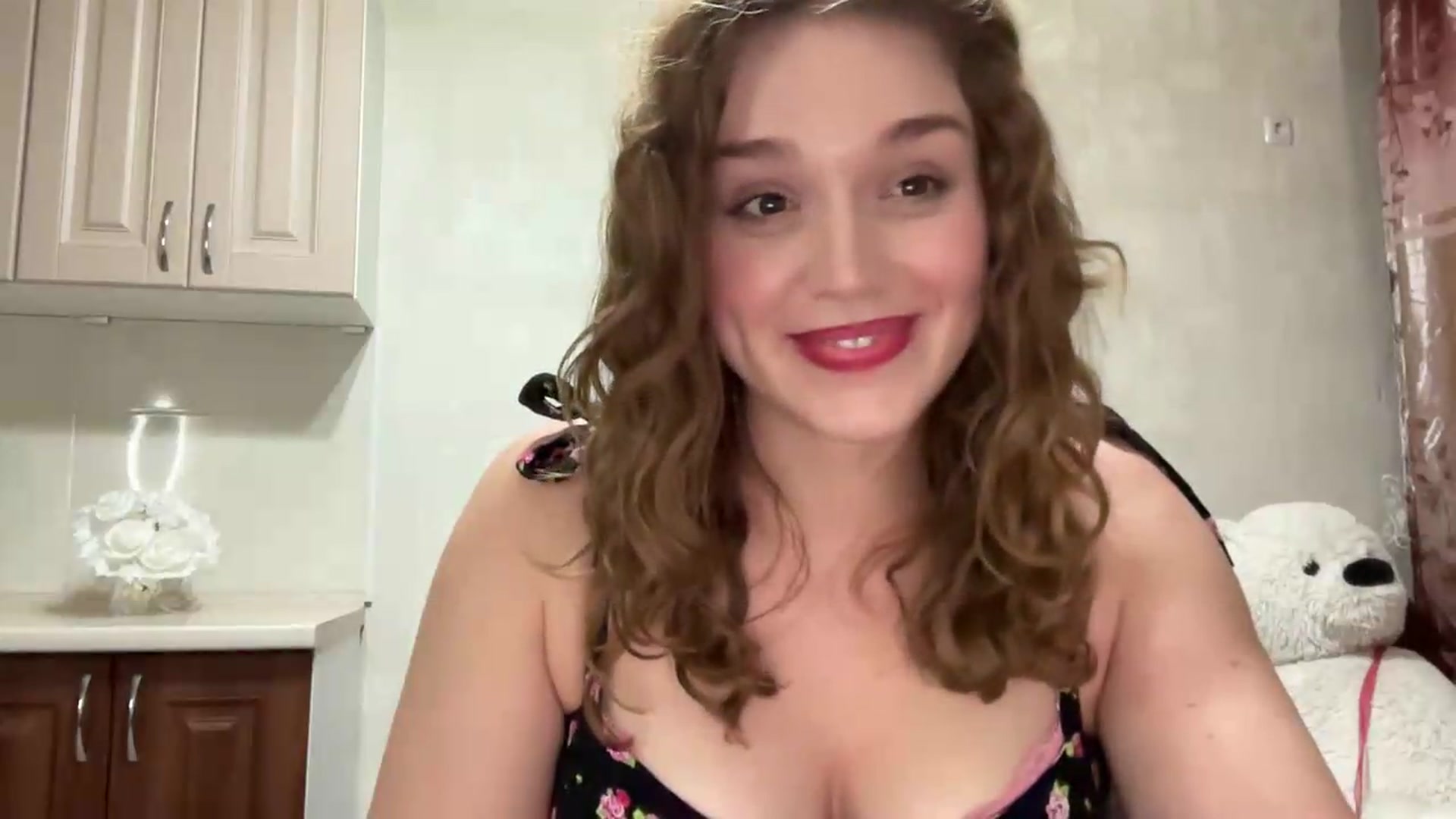 Gallery image thumbnail from SunnyyyLana's myfreecams stream on, 09/22/2026, 20:08 image 7 of 20