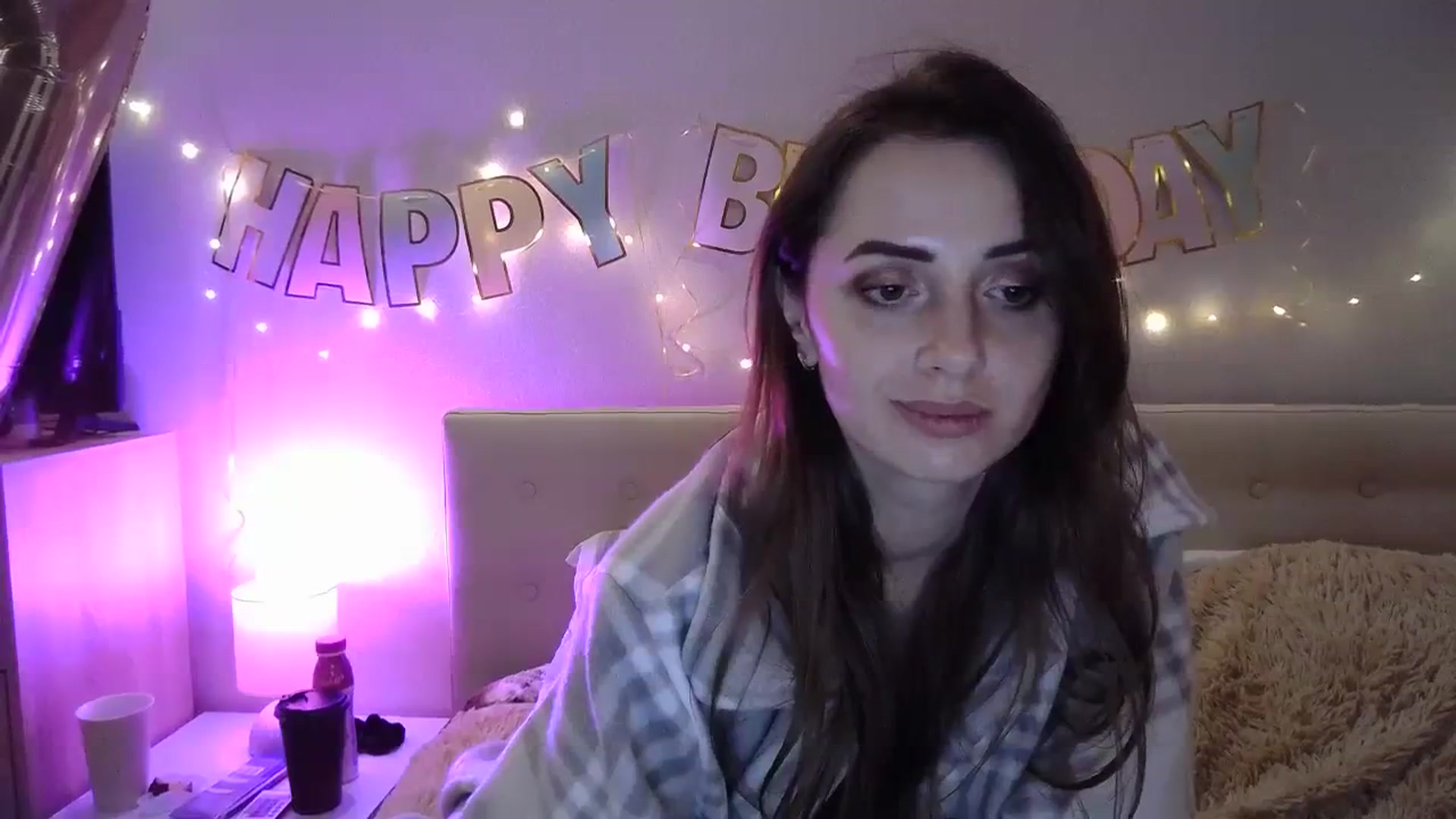 Gallery image thumbnail from Sunrise_Jin's myfreecams stream on, 11/18/2023, 19:54 image 7 of 20