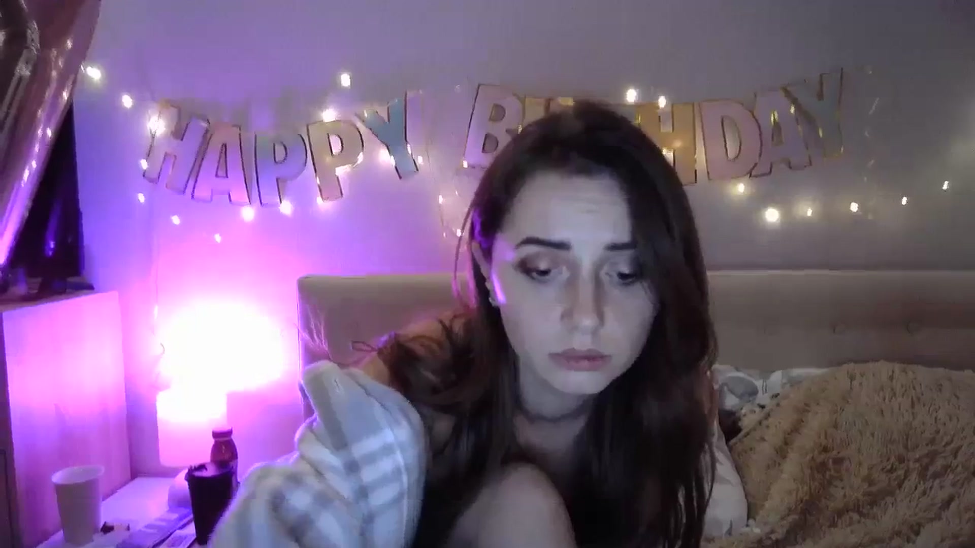 Gallery image thumbnail from Sunrise_Jin's myfreecams stream on, 11/18/2023, 19:54 image 12 of 20