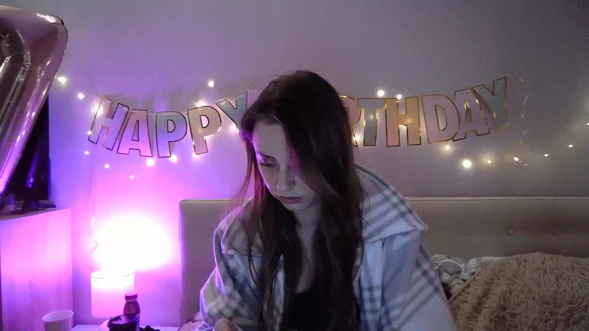Gallery image thumbnail from Sunrise_Jin's myfreecams stream on, 11/18/2023, 19:54 image 5 of 20